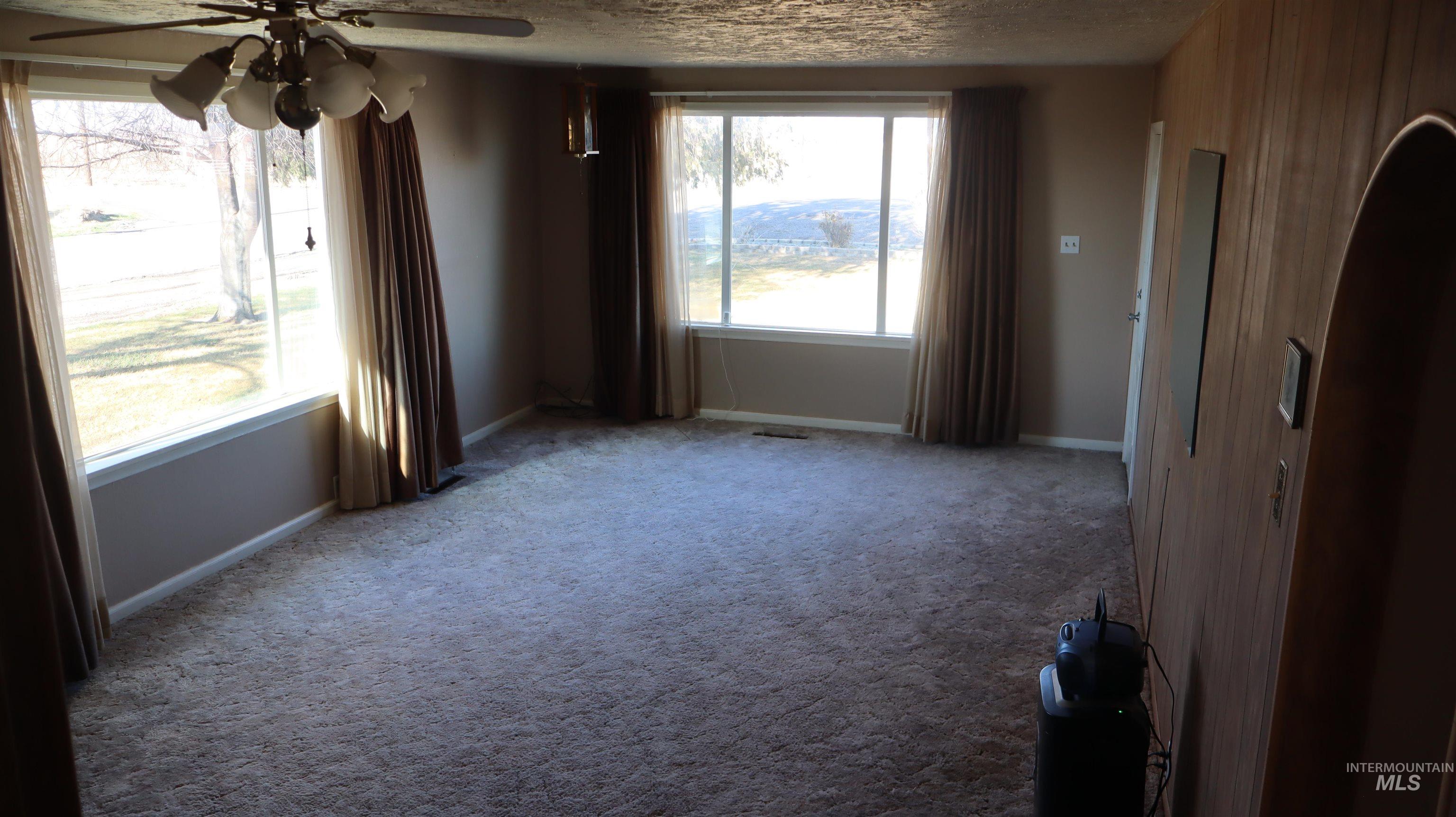 103 S 650 E, Burley, Idaho 83318, 3 Bedrooms, 2 Bathrooms, Residential For Sale, Price $385,000, 98970489