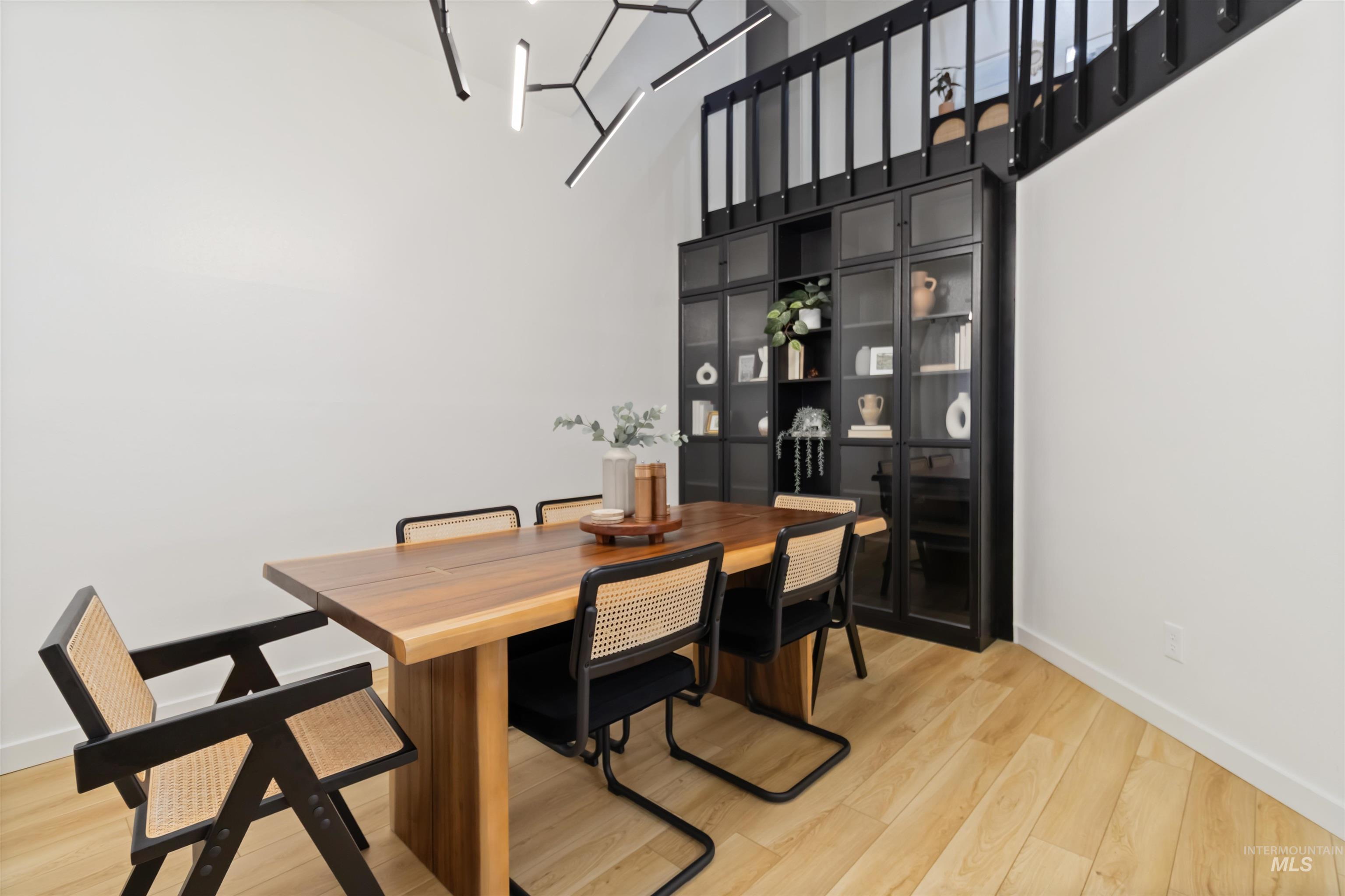 2810 W Sunrise Rim Rd, Boise, Idaho 83705, 3 Bedrooms, 2.5 Bathrooms, Residential For Sale, Price $569,900, 98970494