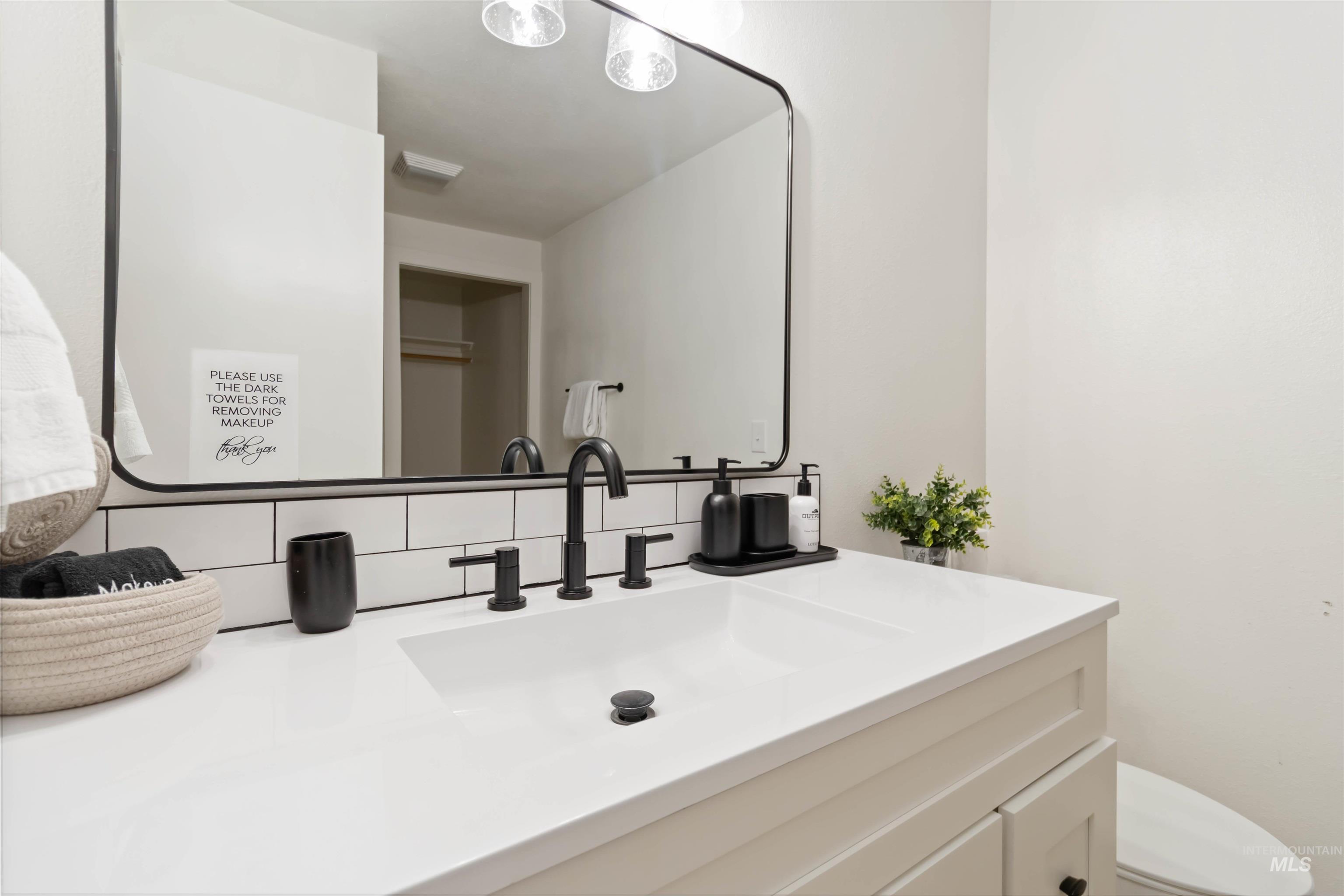 2810 W Sunrise Rim Rd, Boise, Idaho 83705, 3 Bedrooms, 2.5 Bathrooms, Residential For Sale, Price $569,900, 98970494