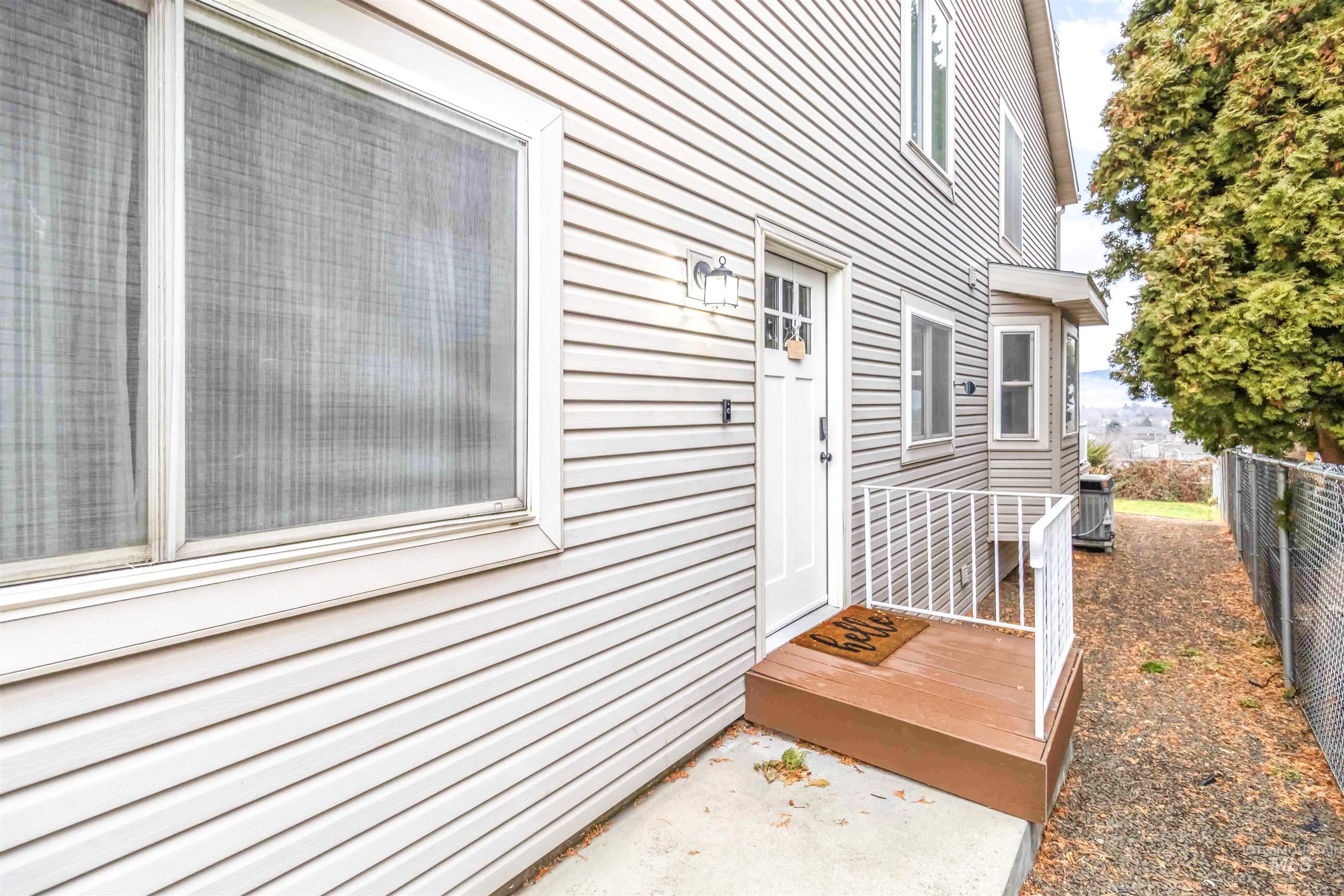 2810 W Sunrise Rim Rd, Boise, Idaho 83705, 3 Bedrooms, 2.5 Bathrooms, Residential For Sale, Price $569,900, 98970494