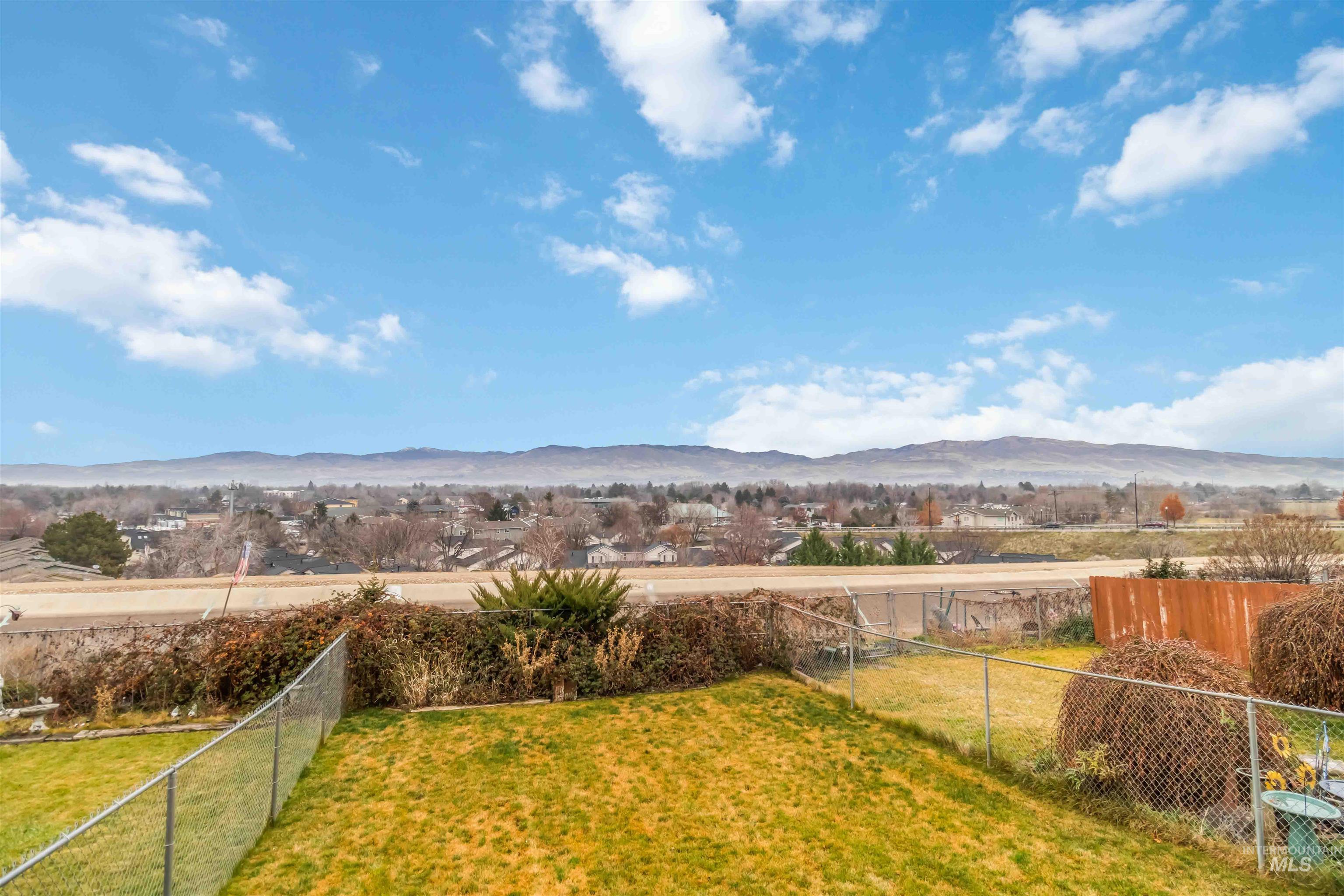 2810 W Sunrise Rim Rd, Boise, Idaho 83705, 3 Bedrooms, 2.5 Bathrooms, Residential For Sale, Price $569,900, 98970494