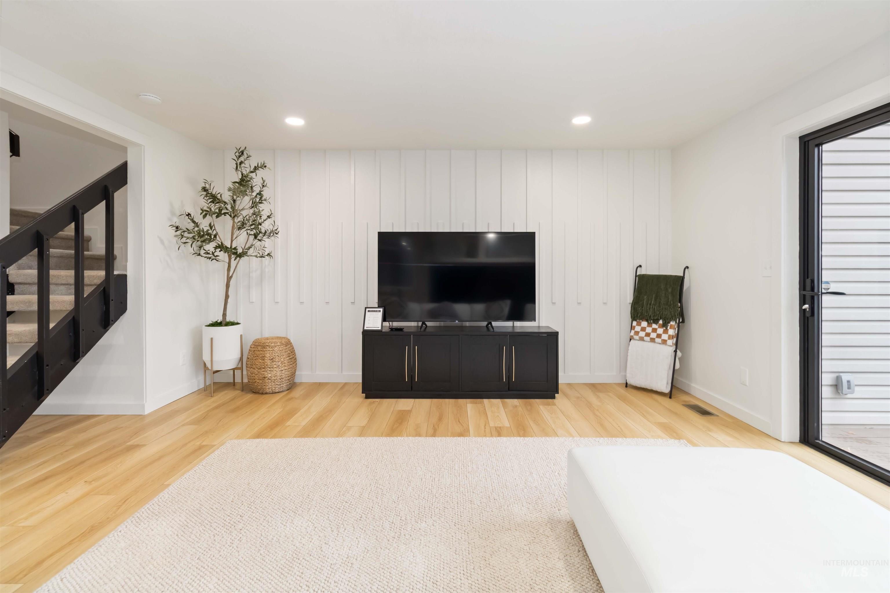 2810 W Sunrise Rim Rd, Boise, Idaho 83705, 3 Bedrooms, 2.5 Bathrooms, Residential For Sale, Price $569,900, 98970494