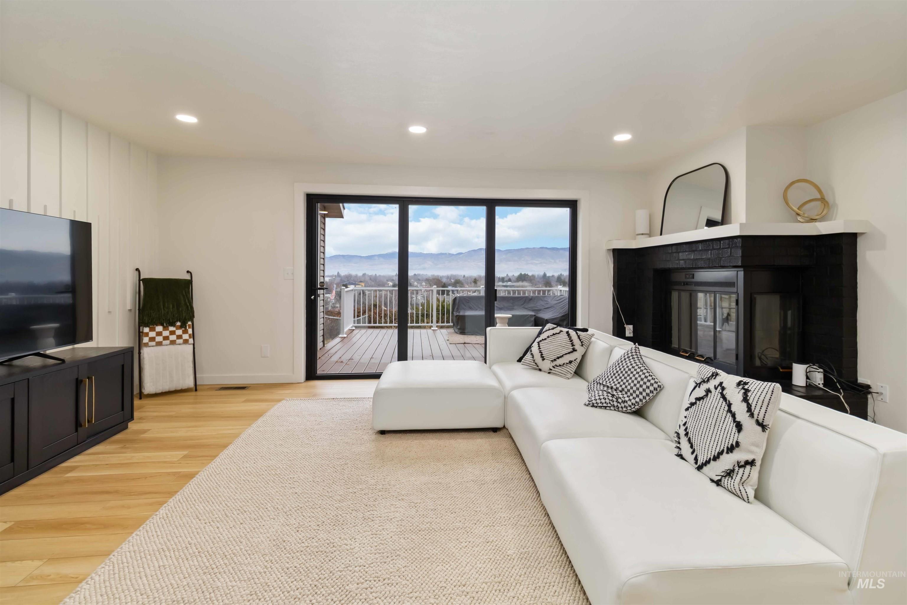 2810 W Sunrise Rim Rd, Boise, Idaho 83705, 3 Bedrooms, 2.5 Bathrooms, Residential For Sale, Price $569,900,MLS 98970494