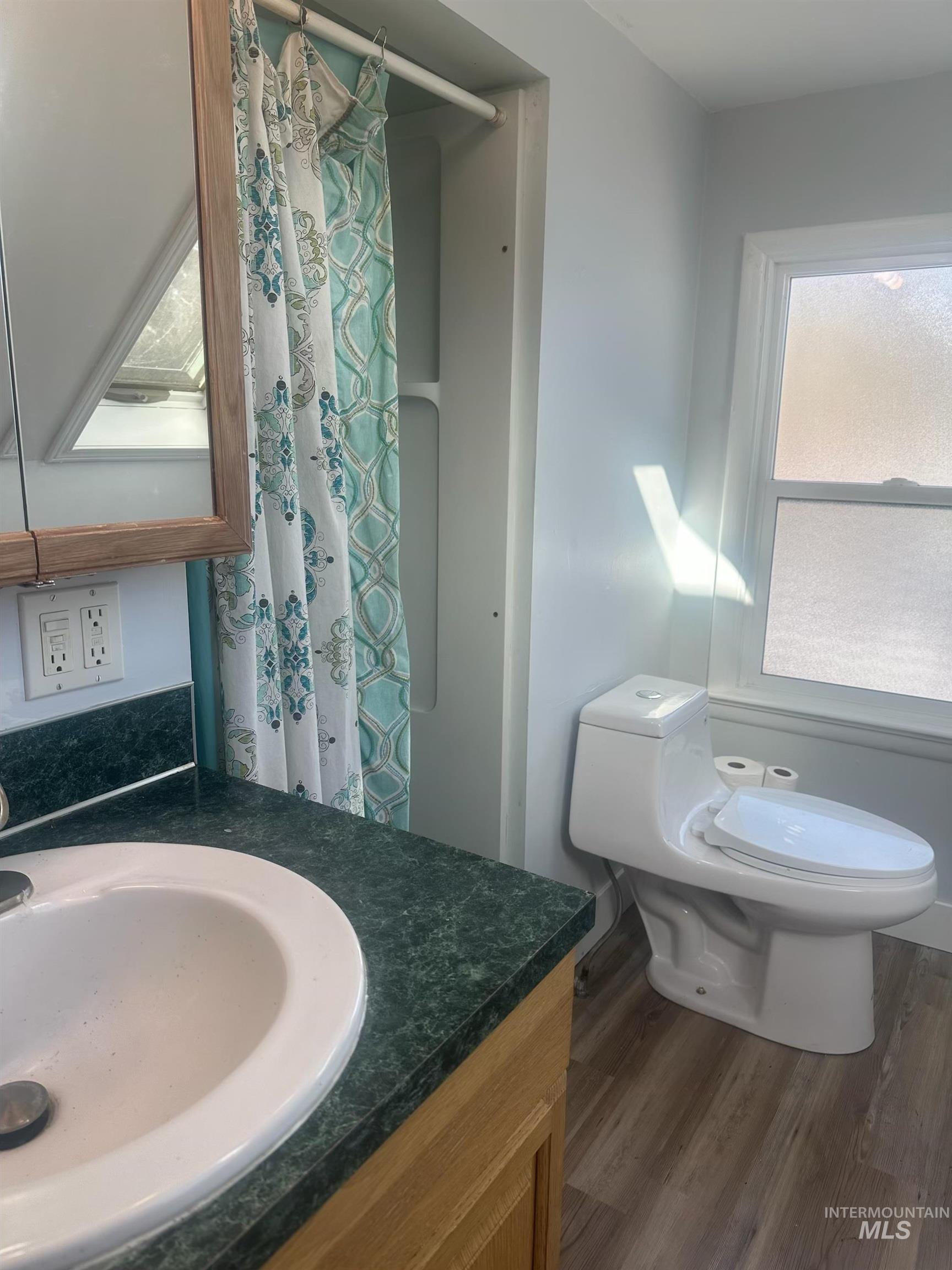 3837 16th st, Lewiston, Idaho 83501, 4 Bedrooms, 2 Bathrooms, Residential For Sale, Price $384,900, 98970504