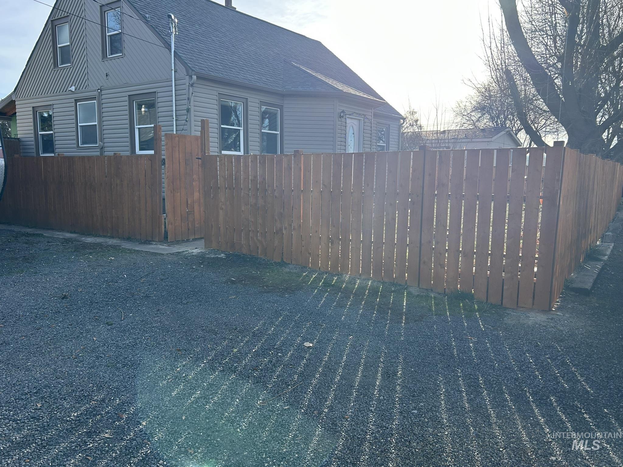 3837 16th st, Lewiston, Idaho 83501, 4 Bedrooms, 2 Bathrooms, Residential For Sale, Price $388,000,MLS 98970504