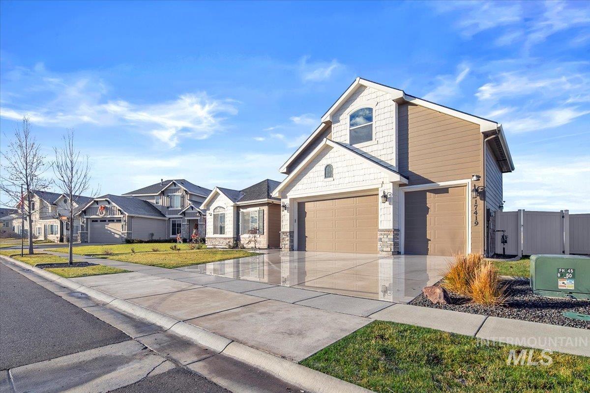 17419 N Fort Hall Ave, Nampa, Idaho 83687, 4 Bedrooms, 2 Bathrooms, Residential For Sale, Price $579,000,MLS 98970512