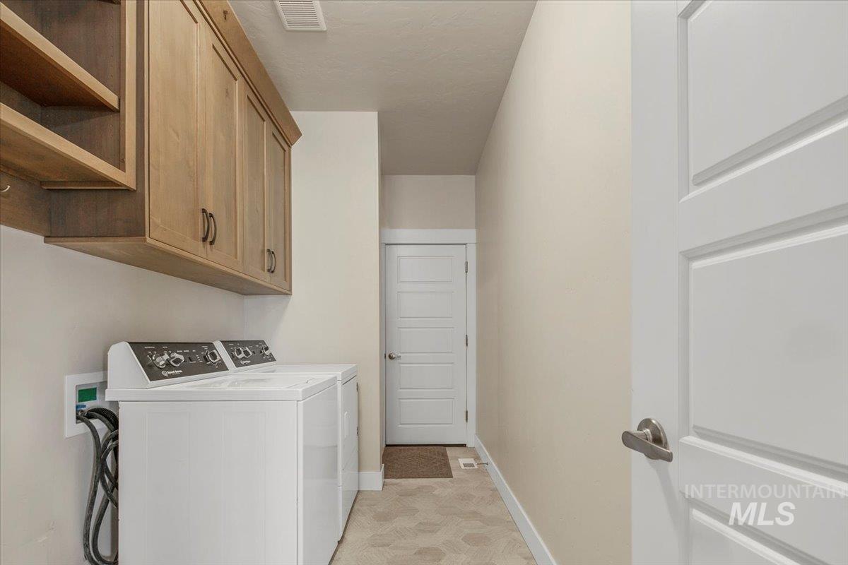 17419 N Fort Hall Ave, Nampa, Idaho 83687, 4 Bedrooms, 2 Bathrooms, Residential For Sale, Price $579,000,MLS 98970512