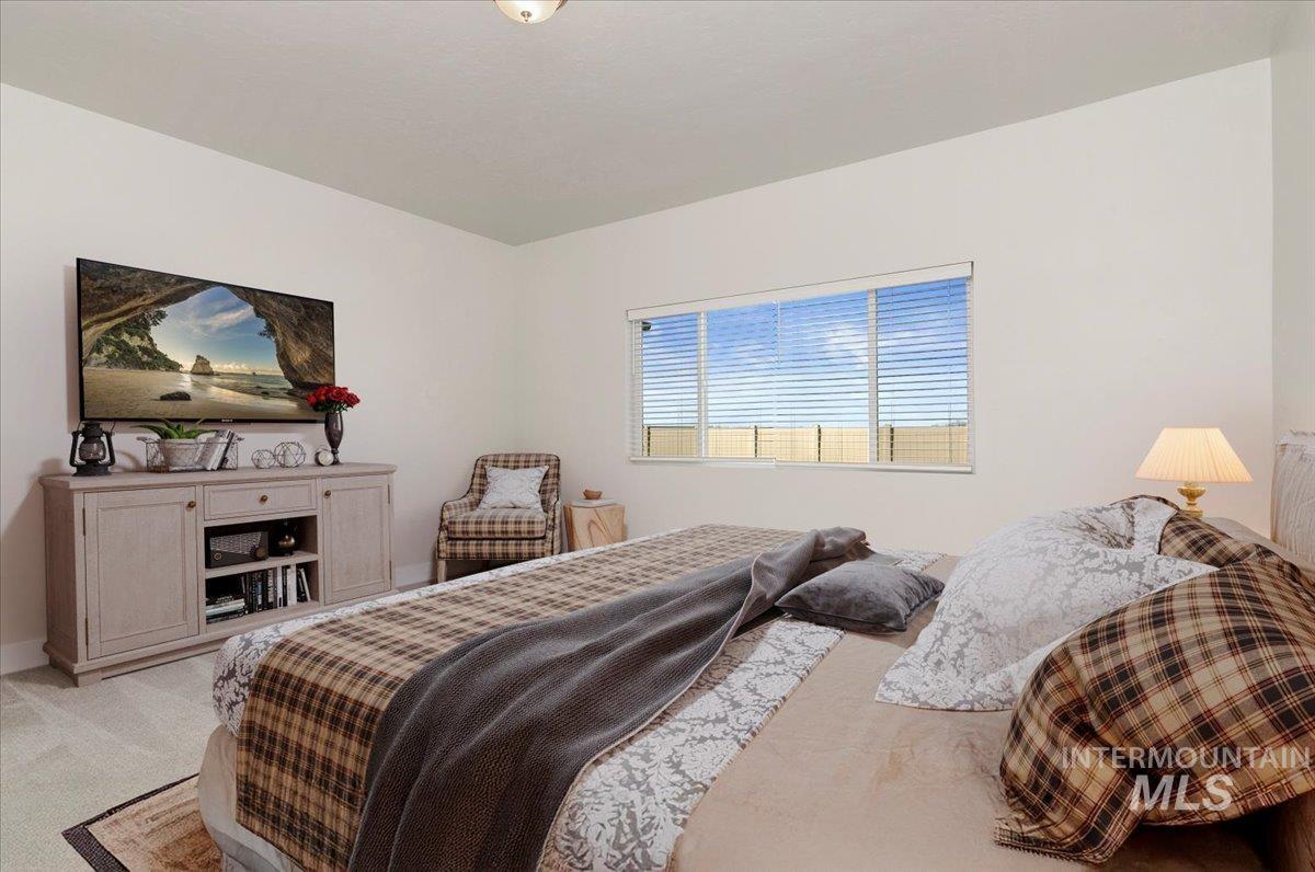 17419 N Fort Hall Ave, Nampa, Idaho 83687, 4 Bedrooms, 2 Bathrooms, Residential For Sale, Price $579,000,MLS 98970512