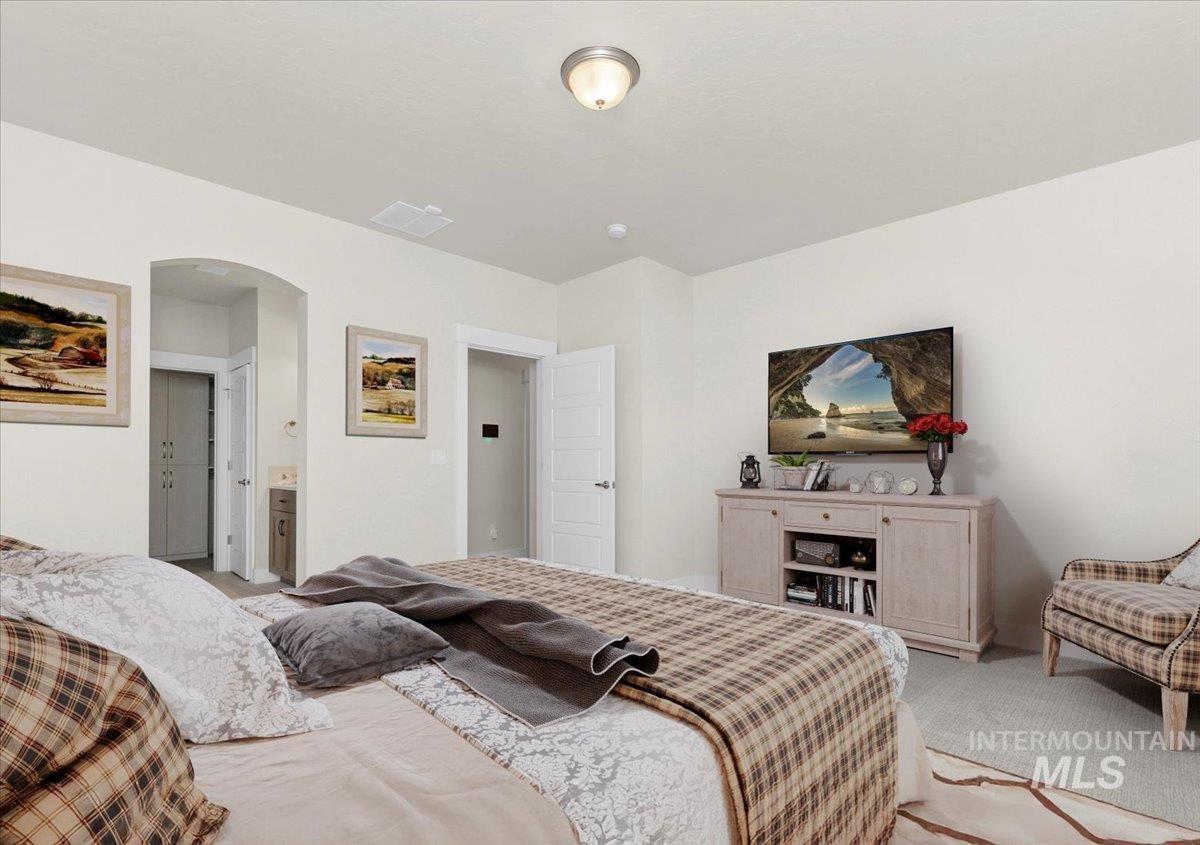 17419 N Fort Hall Ave, Nampa, Idaho 83687, 4 Bedrooms, 2 Bathrooms, Residential For Sale, Price $579,000,MLS 98970512