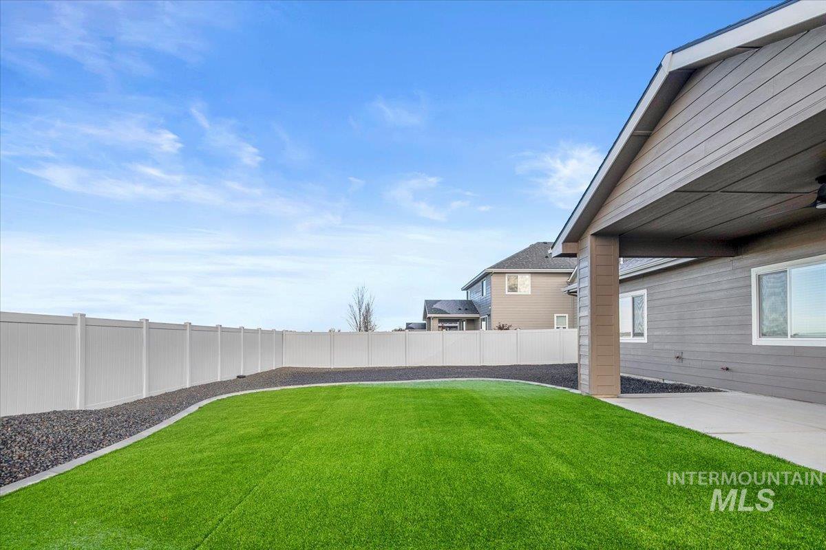 17419 N Fort Hall Ave, Nampa, Idaho 83687, 4 Bedrooms, 2 Bathrooms, Residential For Sale, Price $579,000,MLS 98970512