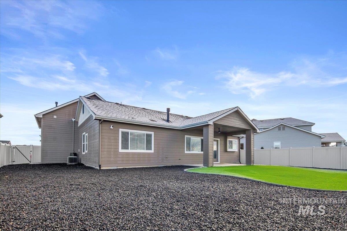 17419 N Fort Hall Ave, Nampa, Idaho 83687, 4 Bedrooms, 2 Bathrooms, Residential For Sale, Price $579,000,MLS 98970512