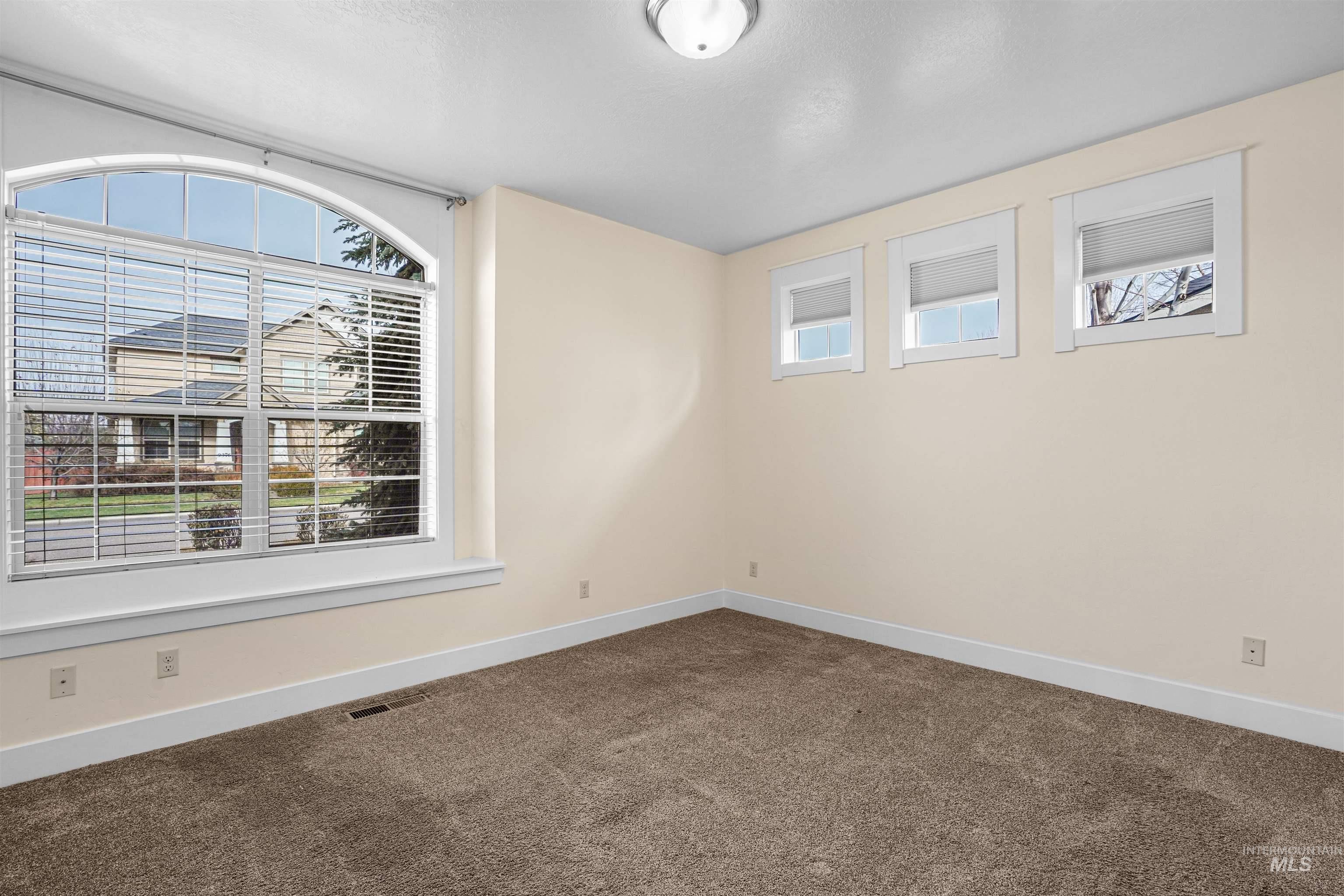 9389 W Wildbranch Dr, Star, Idaho 83669, 3 Bedrooms, 3.5 Bathrooms, Residential For Sale, Price $700,000, 98970515