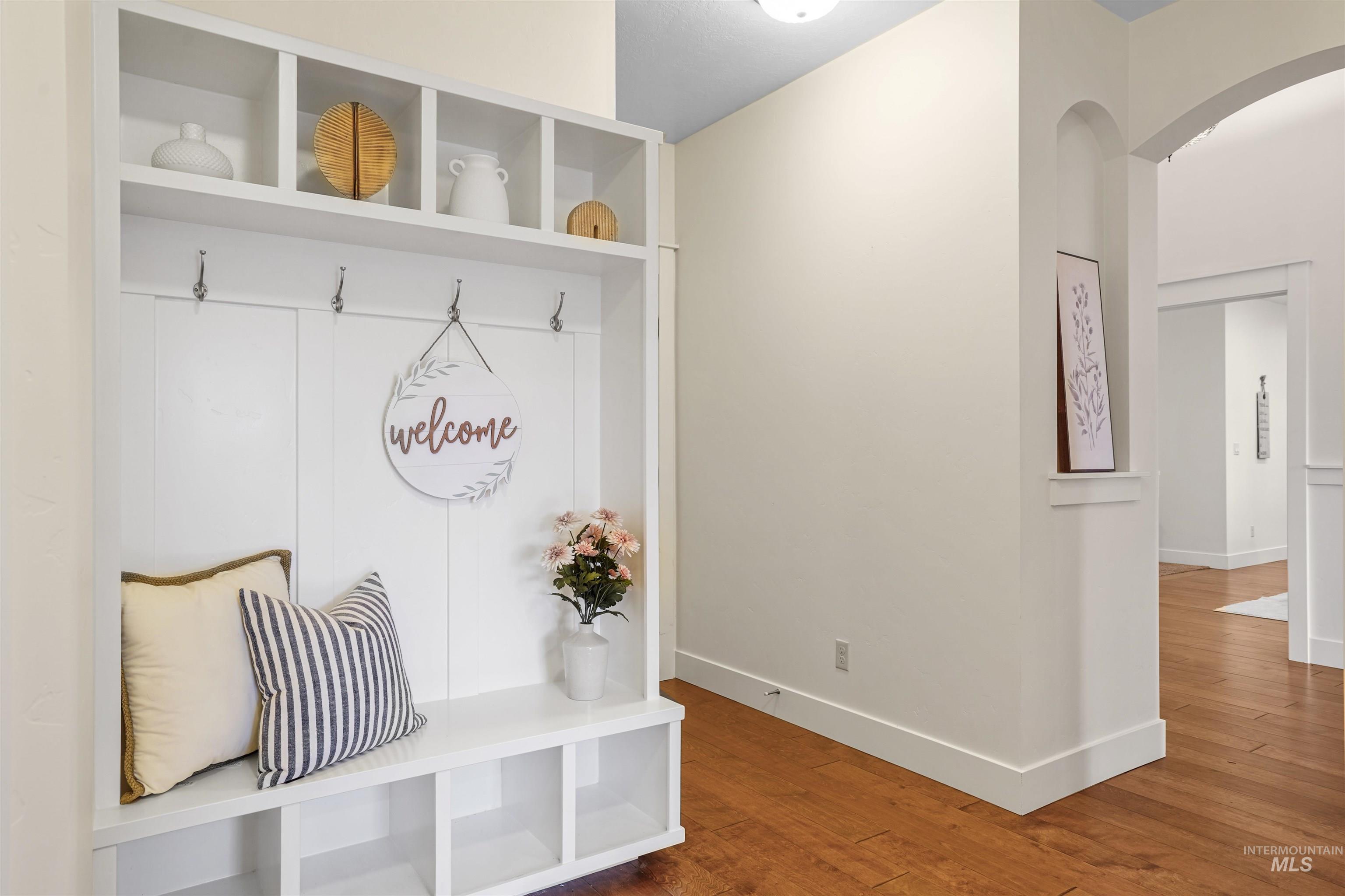 9389 W Wildbranch Dr, Star, Idaho 83669, 3 Bedrooms, 3.5 Bathrooms, Residential For Sale, Price $700,000, 98970515