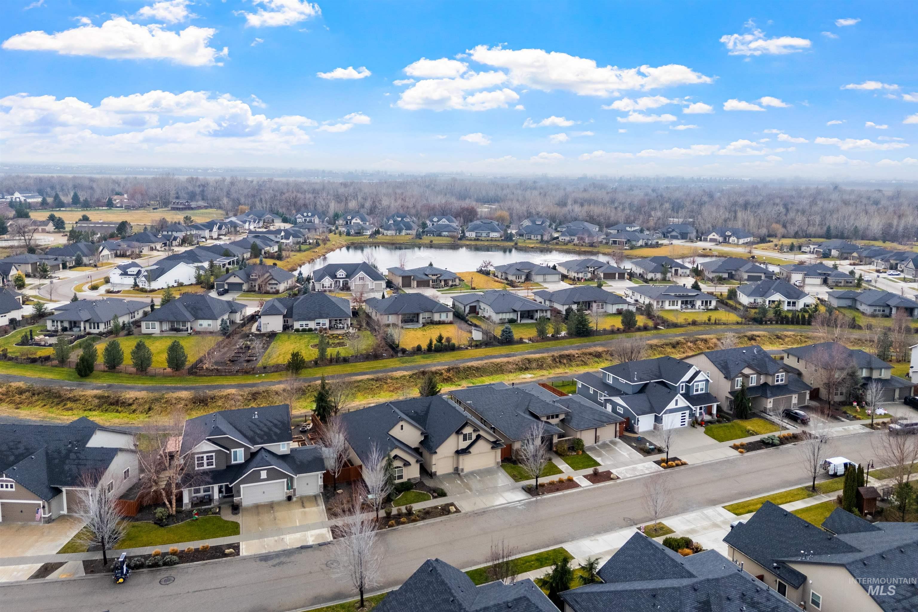 9389 W Wildbranch Dr, Star, Idaho 83669, 3 Bedrooms, 3.5 Bathrooms, Residential For Sale, Price $700,000, 98970515