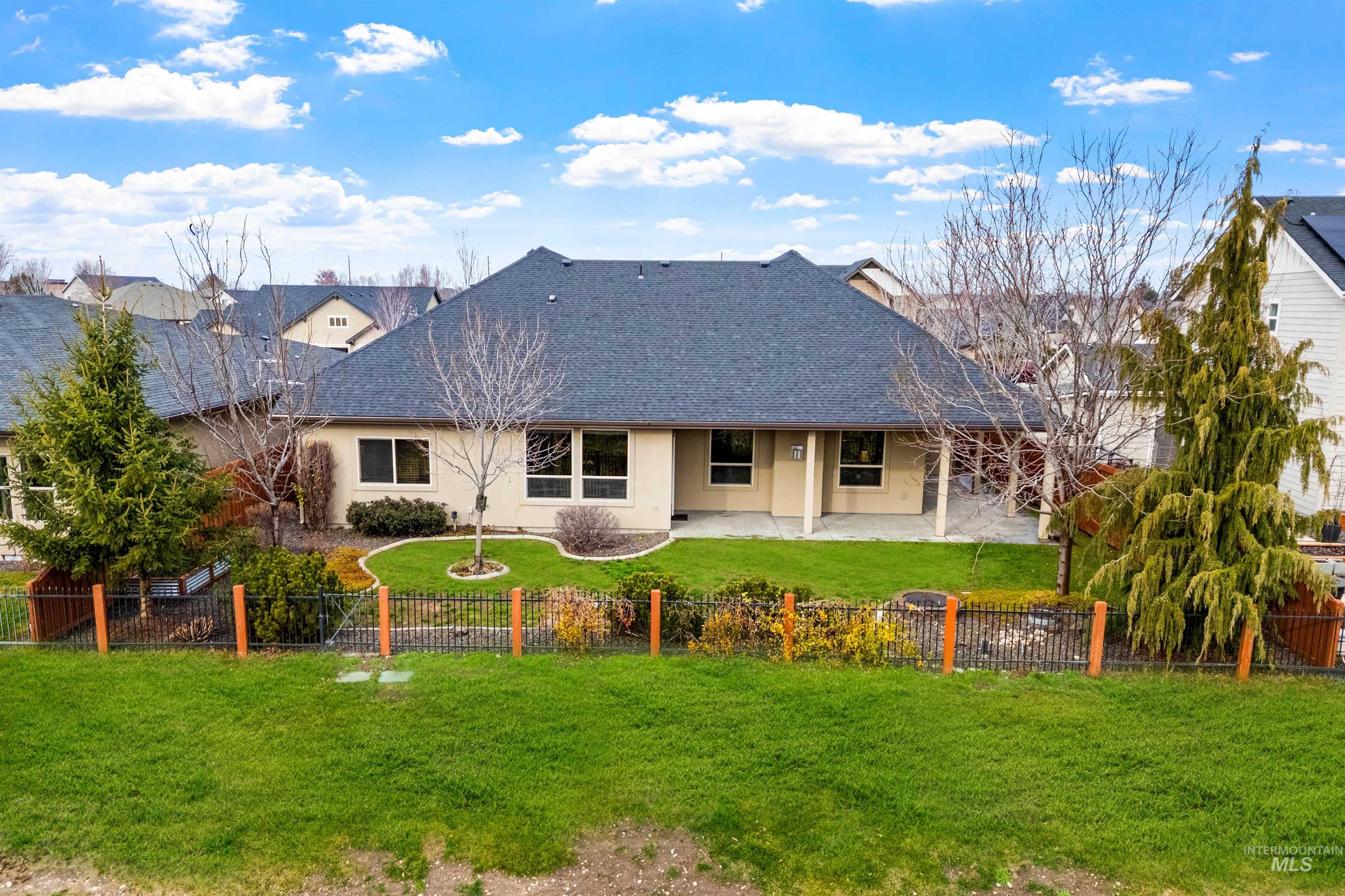 9389 W Wildbranch Dr, Star, Idaho 83669, 3 Bedrooms, 3.5 Bathrooms, Residential For Sale, Price $700,000, 98970515
