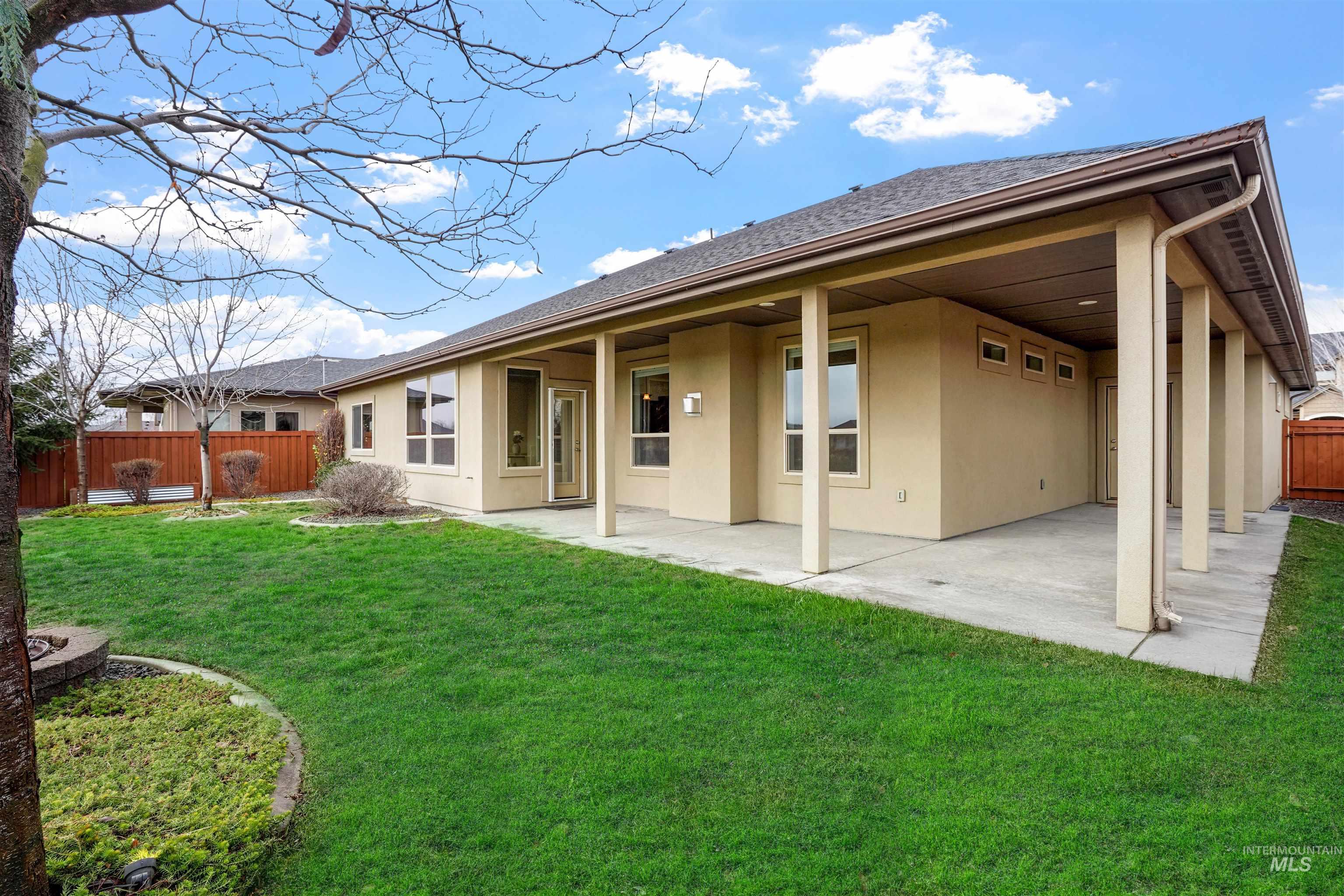 9389 W Wildbranch Dr, Star, Idaho 83669, 3 Bedrooms, 3.5 Bathrooms, Residential For Sale, Price $700,000, 98970515