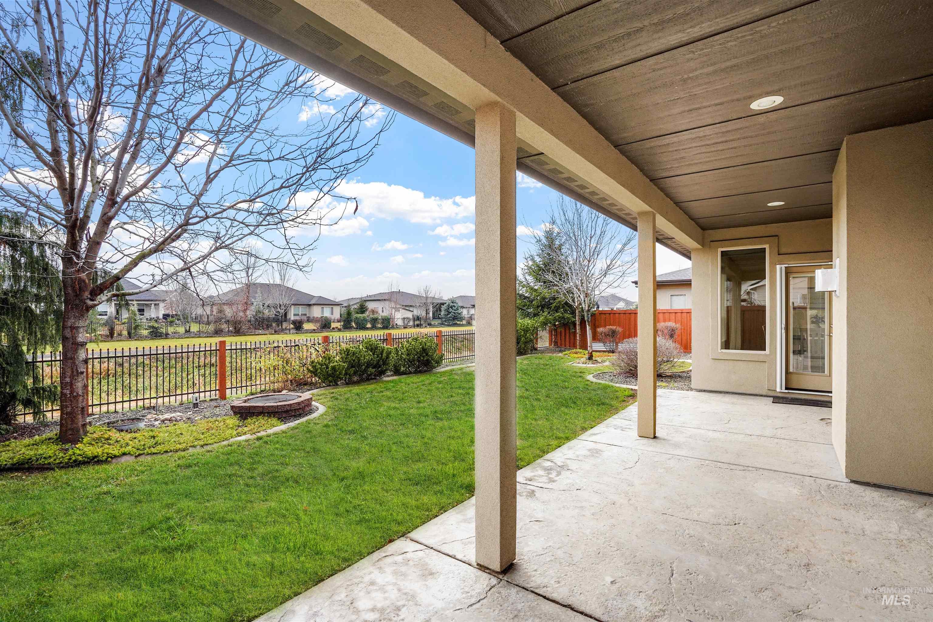 9389 W Wildbranch Dr, Star, Idaho 83669, 3 Bedrooms, 3.5 Bathrooms, Residential For Sale, Price $700,000, 98970515