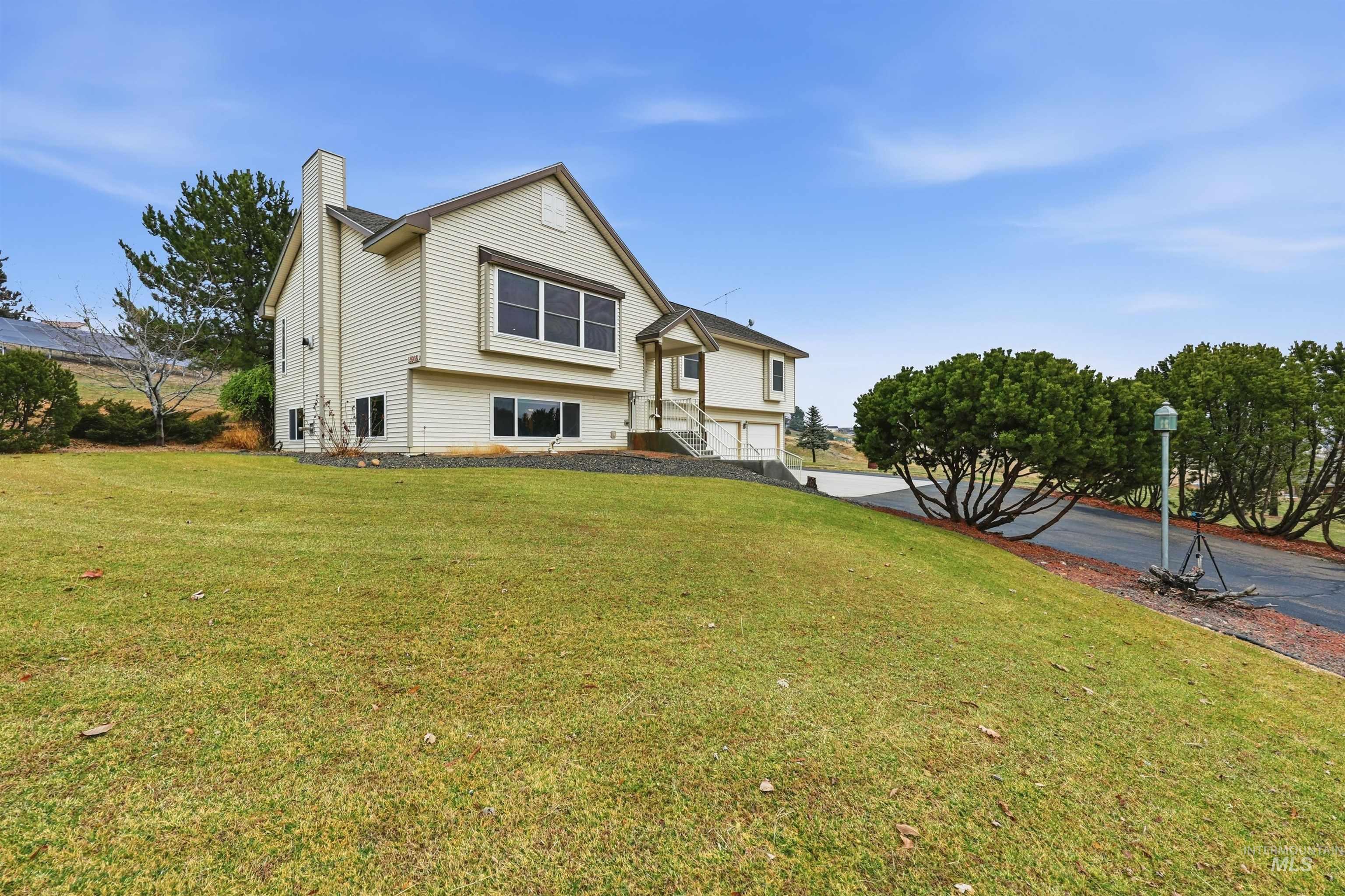 11606 Eva Ln., Caldwell, Idaho 83607, 3 Bedrooms, 3 Bathrooms, Residential For Sale, Price $630,000, 98970517