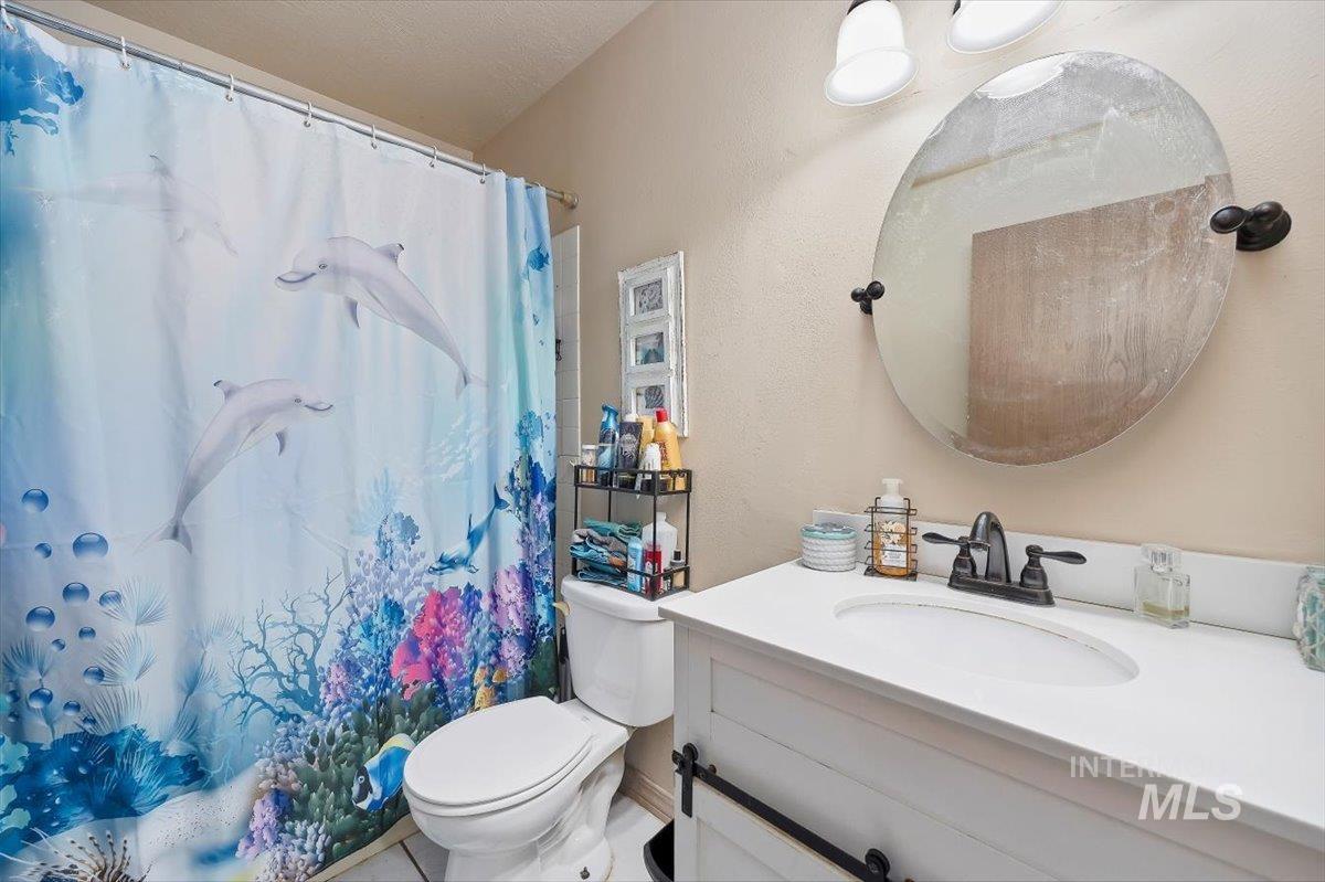 1228 Wendell Street, Twin Falls, Idaho 83301-3248, 3 Bedrooms, 1 Bathroom, Residential For Sale, Price $299,900, 98970518