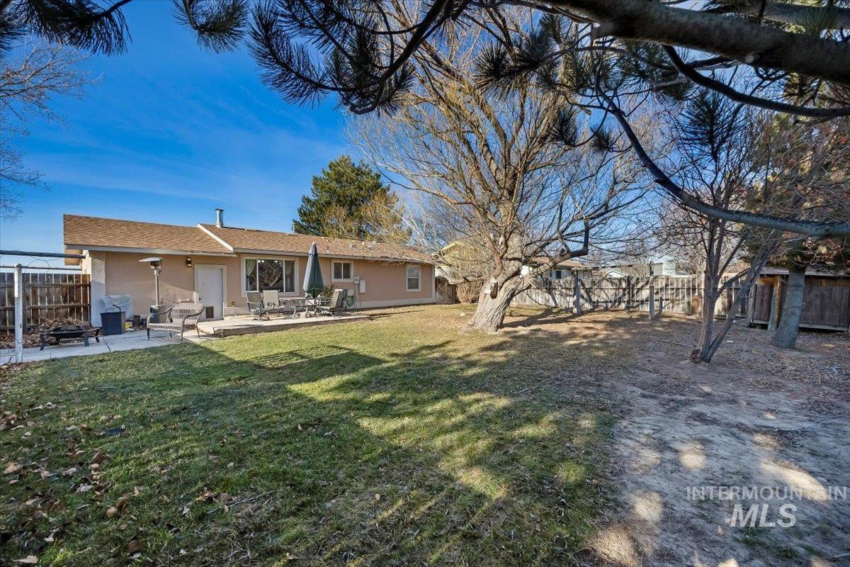 1228 Wendell Street, Twin Falls, Idaho 83301-3248, 3 Bedrooms, 1 Bathroom, Residential For Sale, Price $299,900, 98970518