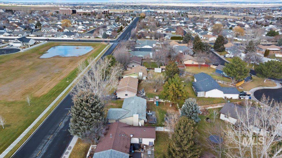 1228 Wendell Street, Twin Falls, Idaho 83301-3248, 3 Bedrooms, 1 Bathroom, Residential For Sale, Price $299,900, 98970518