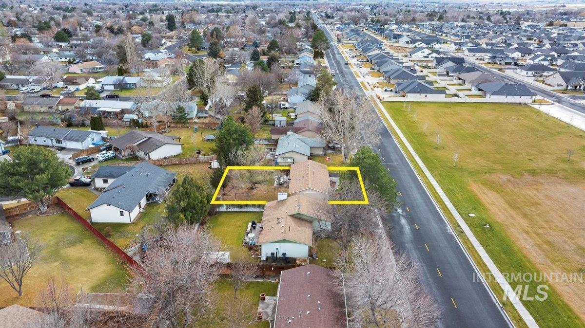 1228 Wendell Street, Twin Falls, Idaho 83301-3248, 3 Bedrooms, 1 Bathroom, Residential For Sale, Price $299,900, 98970518