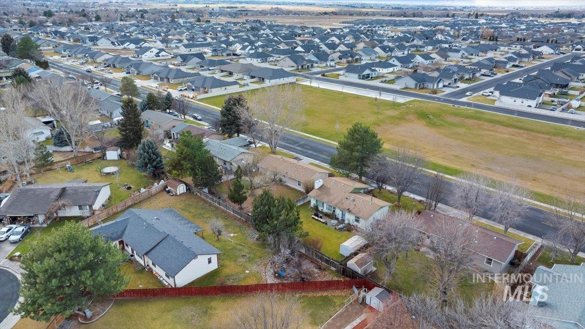 1228 Wendell Street, Twin Falls, Idaho 83301-3248, 3 Bedrooms, 1 Bathroom, Residential For Sale, Price $299,900, 98970518