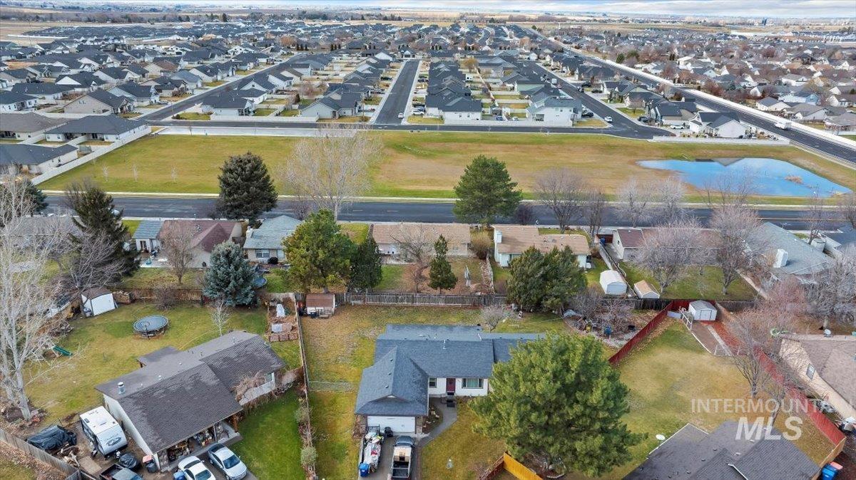 1228 Wendell Street, Twin Falls, Idaho 83301-3248, 3 Bedrooms, 1 Bathroom, Residential For Sale, Price $299,900, 98970518