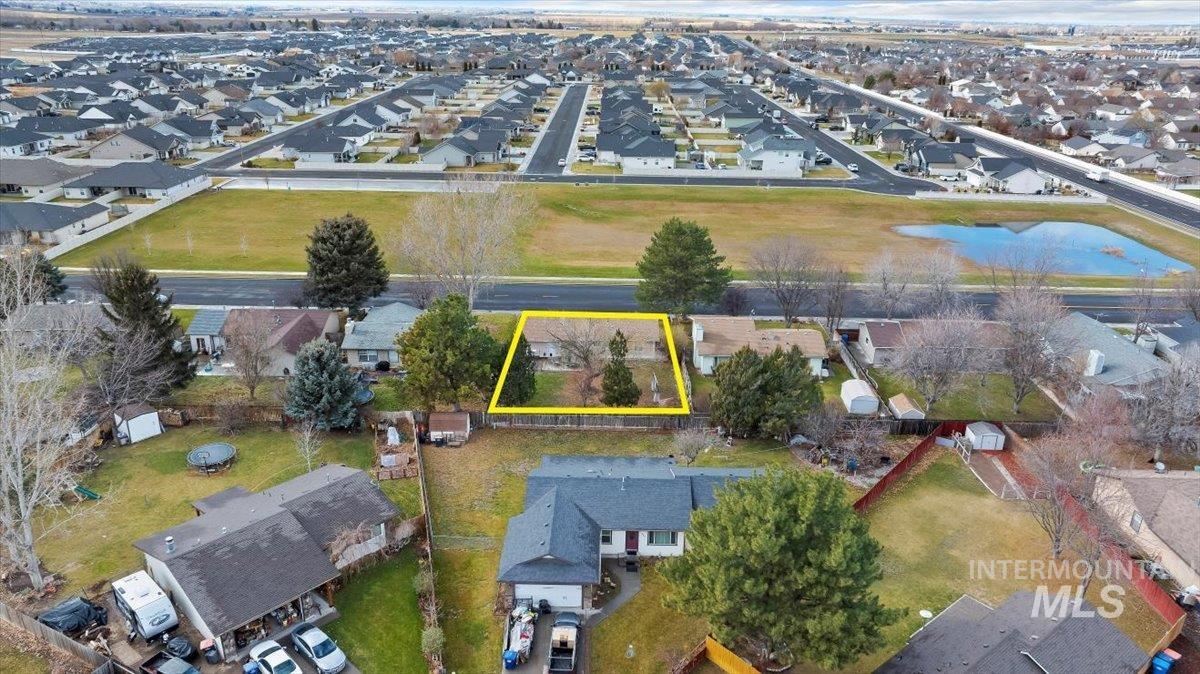 1228 Wendell Street, Twin Falls, Idaho 83301-3248, 3 Bedrooms, 1 Bathroom, Residential For Sale, Price $299,900, 98970518