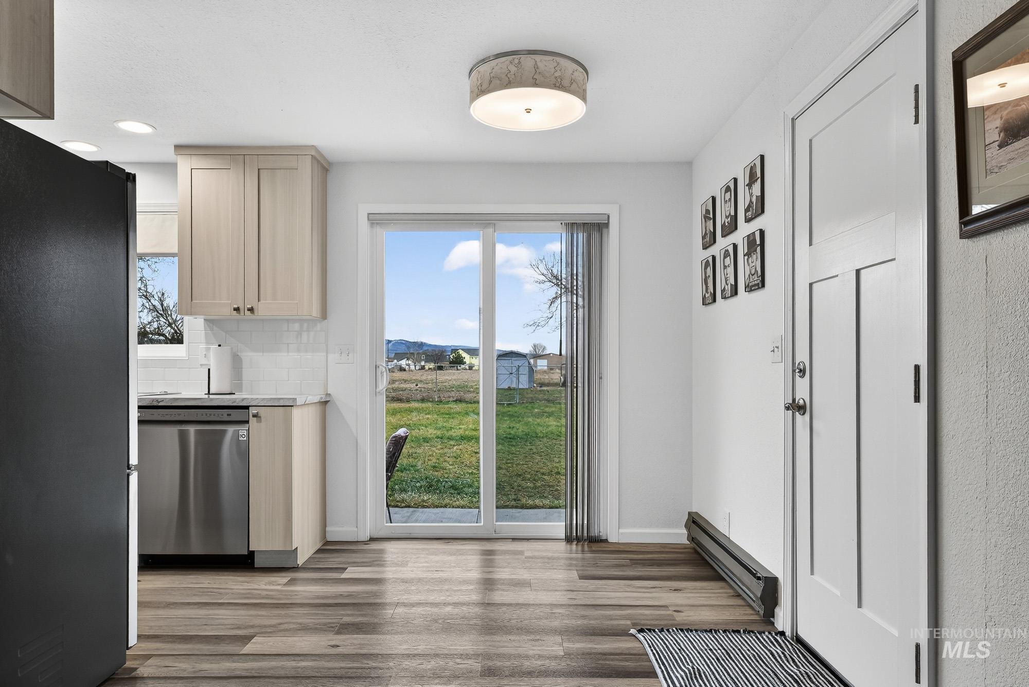 3866 NW Dutton, Mountain Home, Idaho 83647, 3 Bedrooms, 1 Bathroom, Residential For Sale, Price $365,000, 98970521