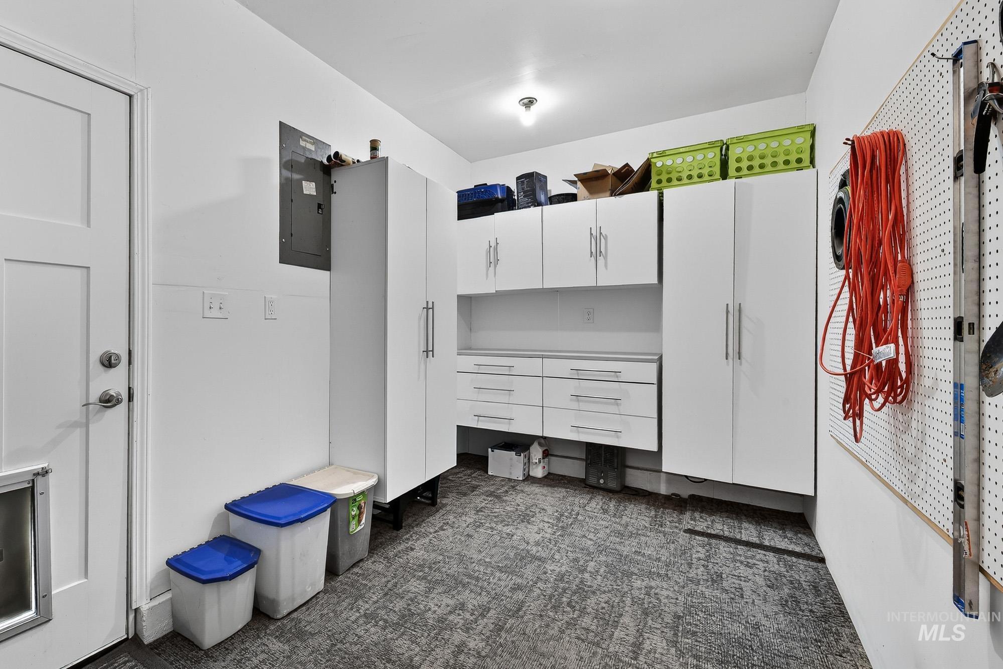 3866 NW Dutton, Mountain Home, Idaho 83647, 3 Bedrooms, 1 Bathroom, Residential For Sale, Price $365,000, 98970521