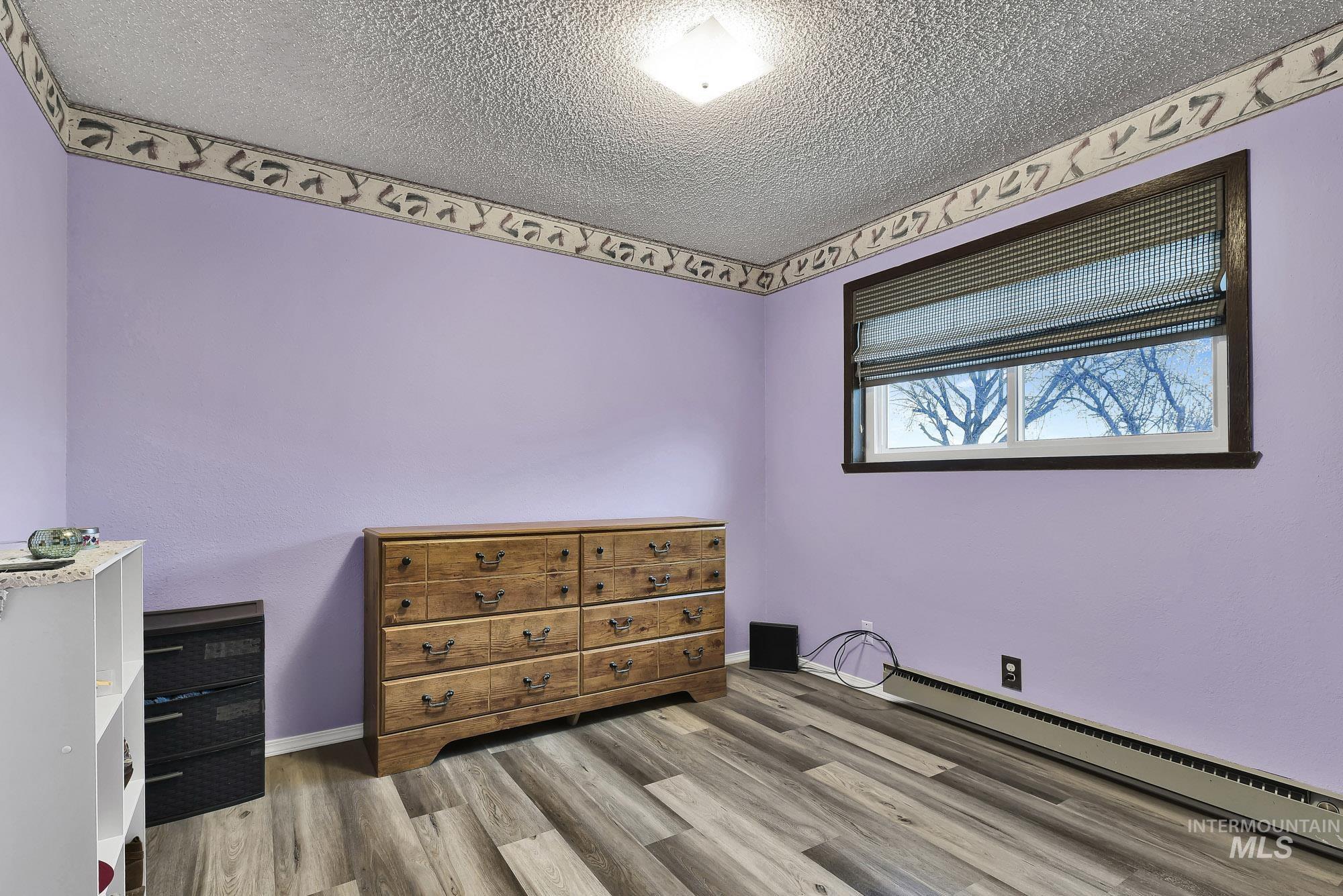 3866 NW Dutton, Mountain Home, Idaho 83647, 3 Bedrooms, 1 Bathroom, Residential For Sale, Price $365,000, 98970521