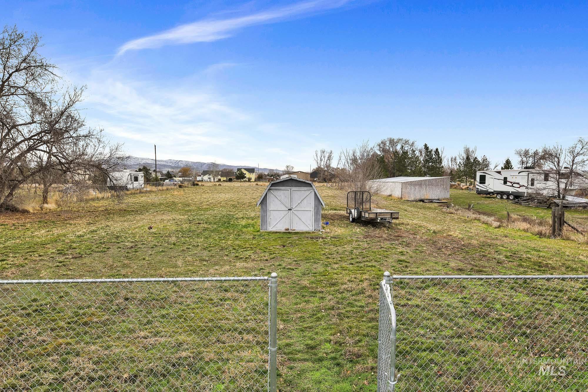 3866 NW Dutton, Mountain Home, Idaho 83647, 3 Bedrooms, 1 Bathroom, Residential For Sale, Price $365,000, 98970521