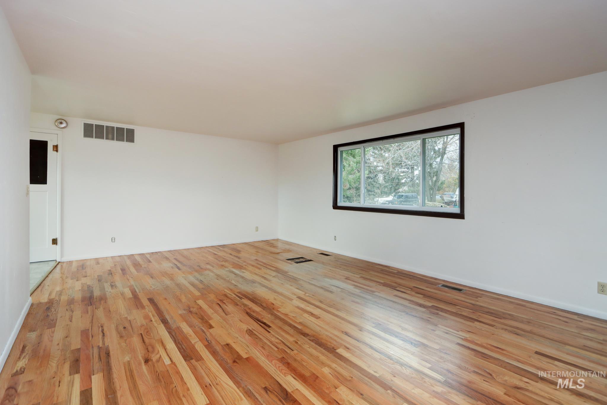 9215 Malad, Boise, Idaho 83709, 4 Bedrooms, 2 Bathrooms, Residential For Sale, Price $529,900, 98970525