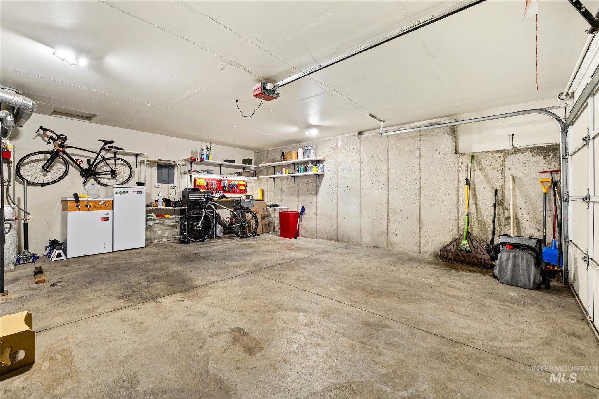 Garage with washer / clothes dryer