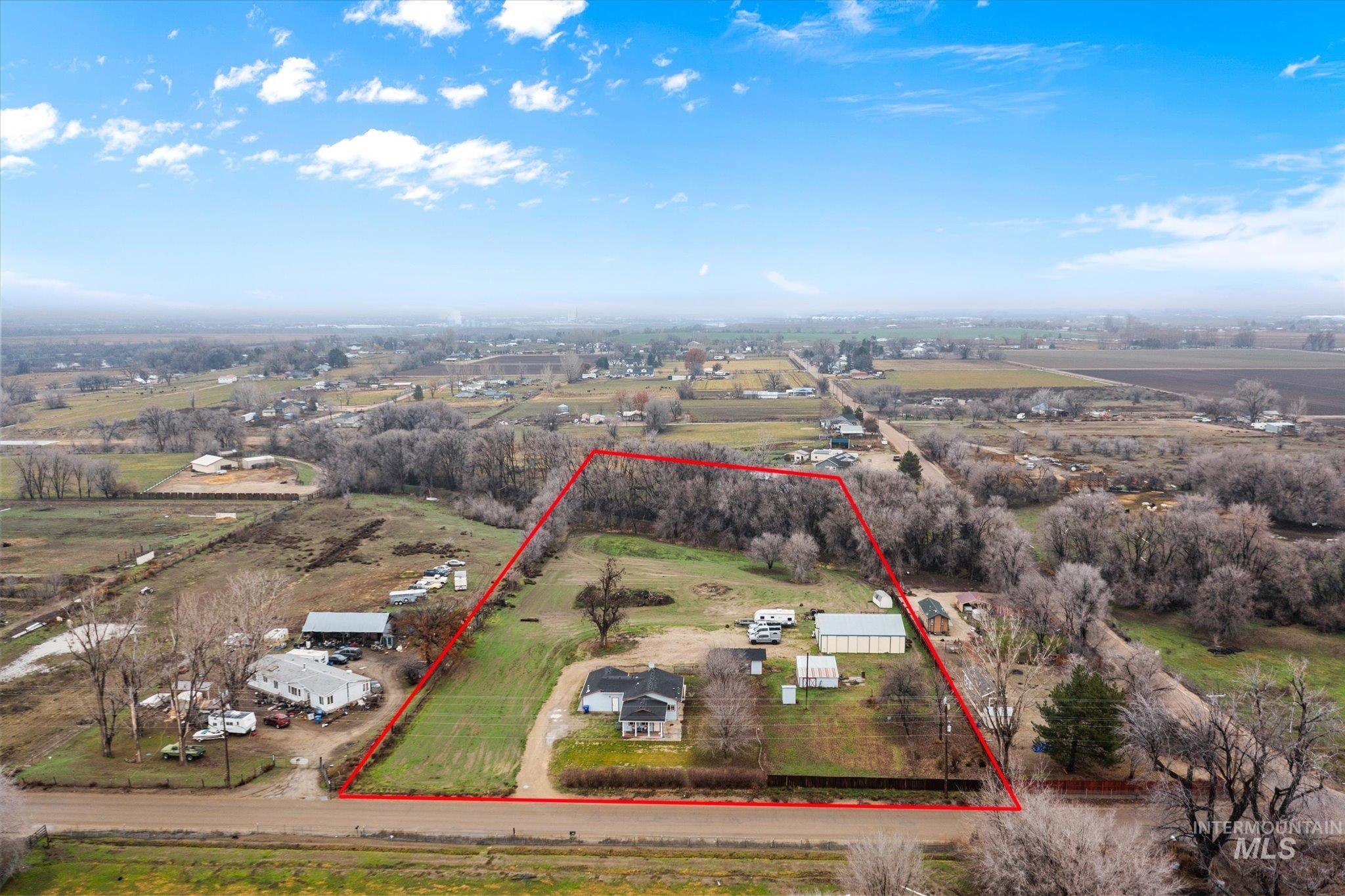 29410 Pearl Rd, Parma, Idaho 83660, 3 Bedrooms, 2 Bathrooms, Residential For Sale, Price $580,000,MLS 98970540