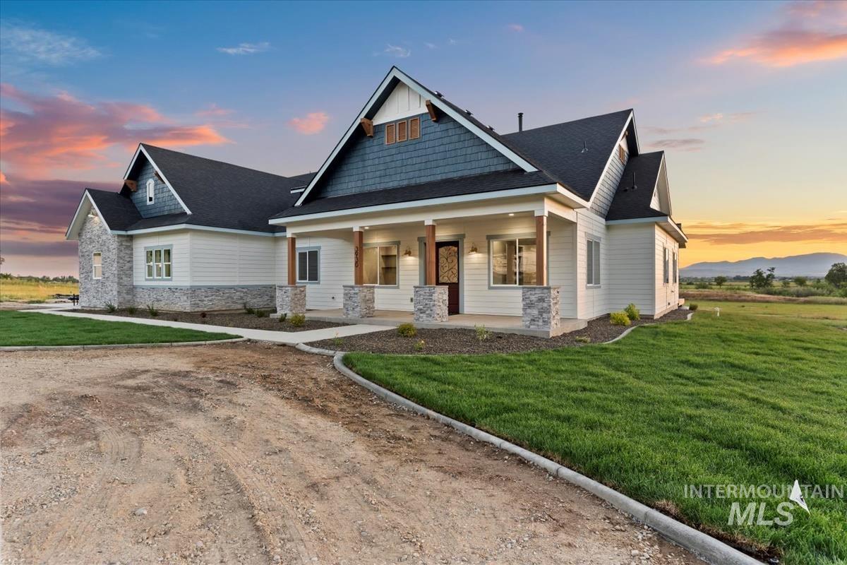 3700 Lexington Ln, Emmett, Idaho 83617, 3 Bedrooms, 2.5 Bathrooms, Residential For Sale, Price $1,061,189, 98970547
