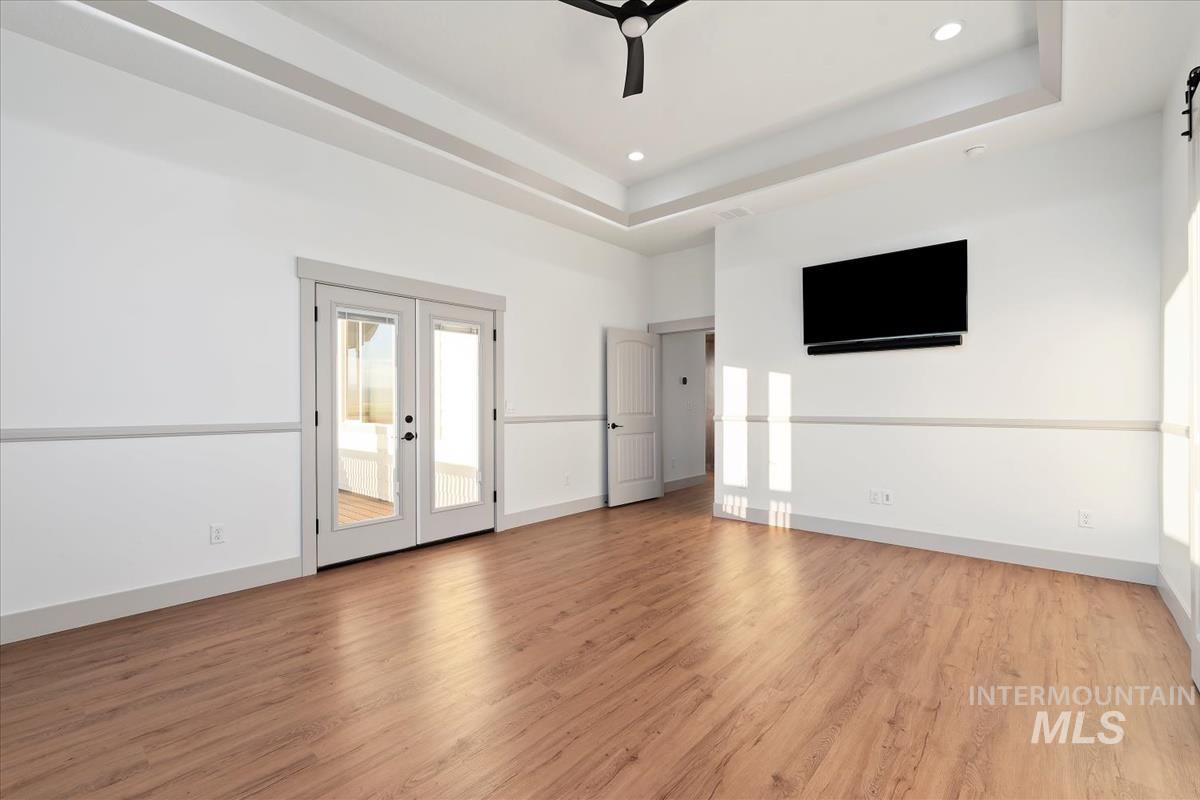 3700 Lexington Ln, Emmett, Idaho 83617, 3 Bedrooms, 2.5 Bathrooms, Residential For Sale, Price $1,061,189, 98970547