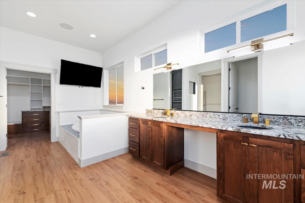 3700 Lexington Ln, Emmett, Idaho 83617, 3 Bedrooms, 2.5 Bathrooms, Residential For Sale, Price $1,061,189, 98970547