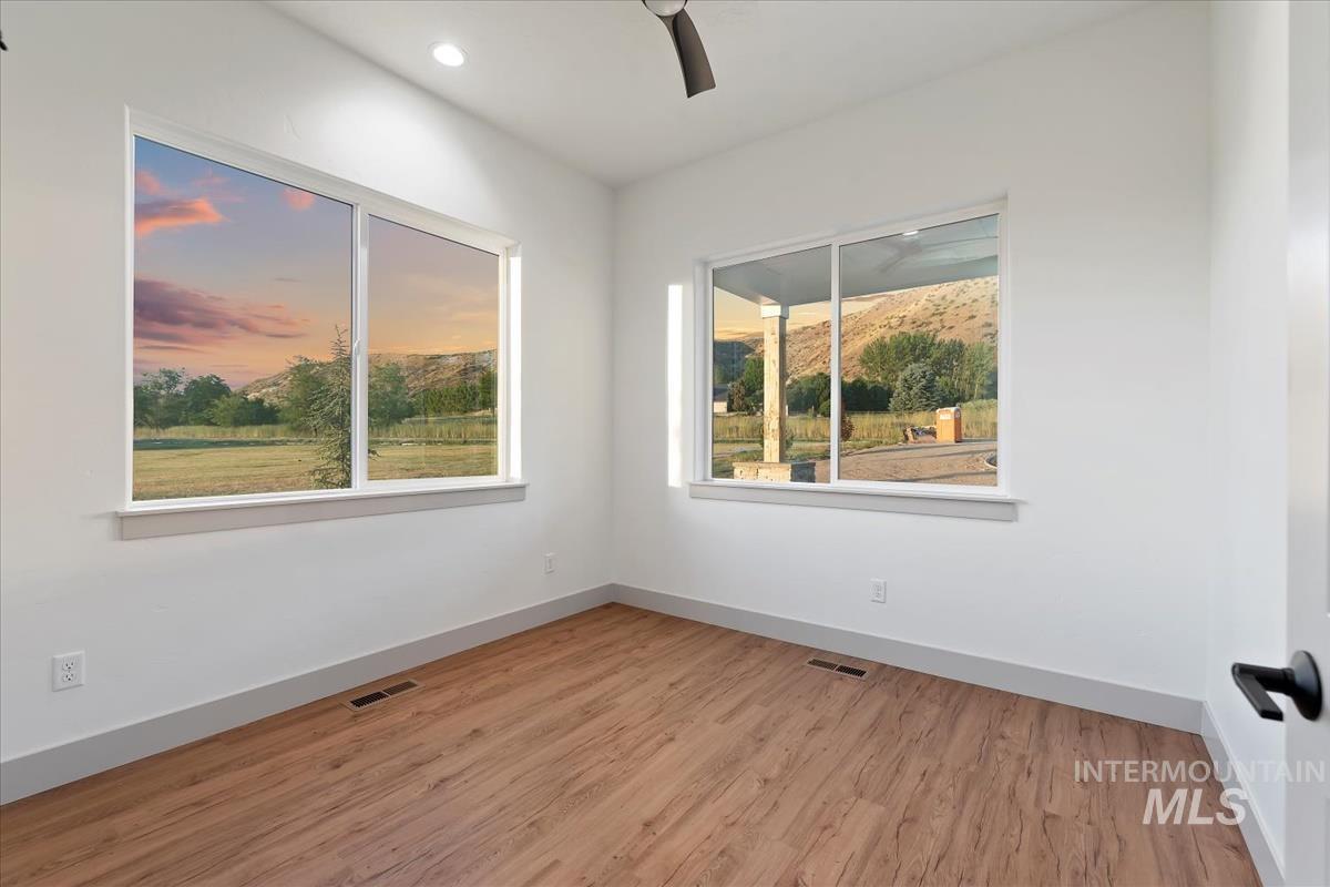 3700 Lexington Ln, Emmett, Idaho 83617, 3 Bedrooms, 2.5 Bathrooms, Residential For Sale, Price $1,061,189, 98970547