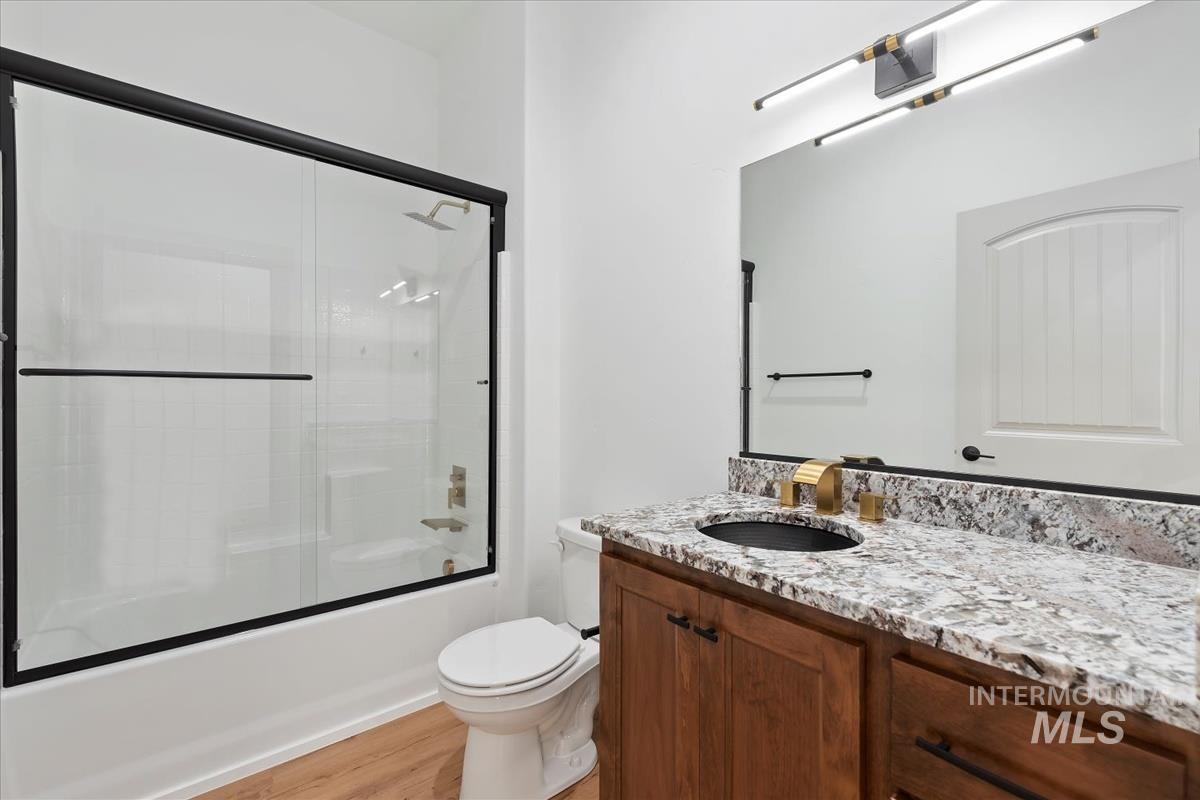 3700 Lexington Ln, Emmett, Idaho 83617, 3 Bedrooms, 2.5 Bathrooms, Residential For Sale, Price $1,061,189, 98970547