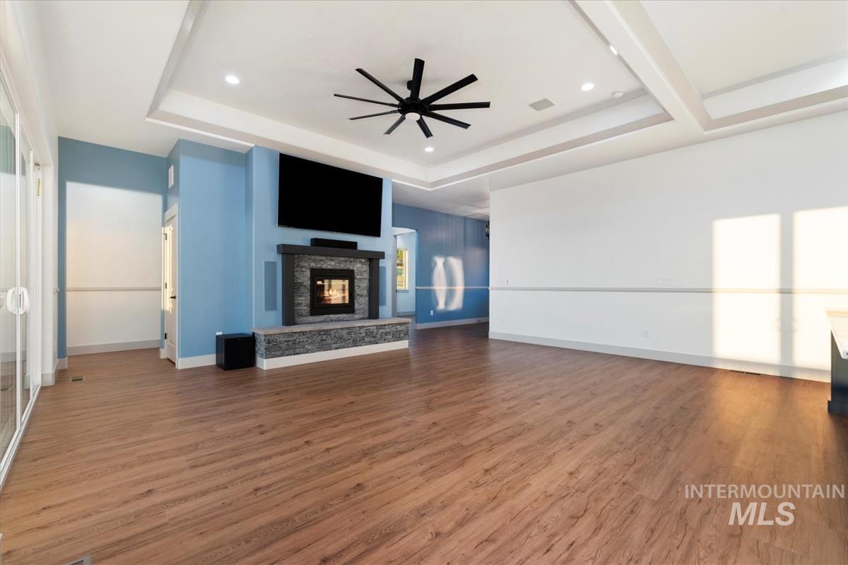 3700 Lexington Ln, Emmett, Idaho 83617, 3 Bedrooms, 2.5 Bathrooms, Residential For Sale, Price $1,061,189, 98970547