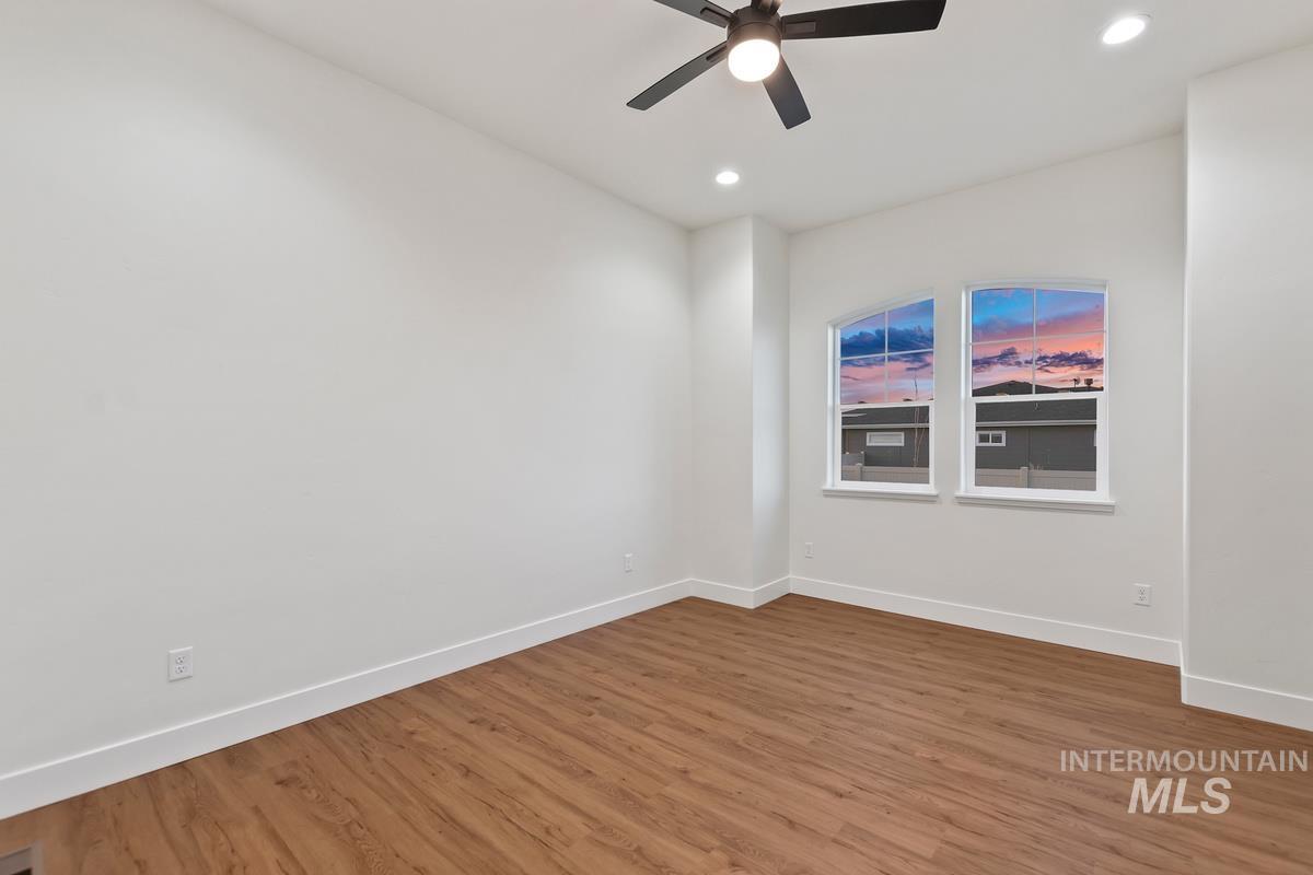 3680 Lexington Ln, Emmett, Idaho 83617, 3 Bedrooms, 3 Bathrooms, Residential For Sale, Price $1,054,763, 98970548