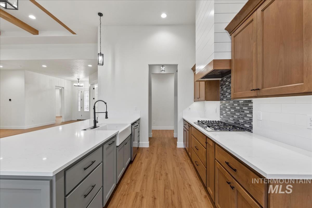 3680 Lexington Ln, Emmett, Idaho 83617, 3 Bedrooms, 3 Bathrooms, Residential For Sale, Price $1,054,763, 98970548