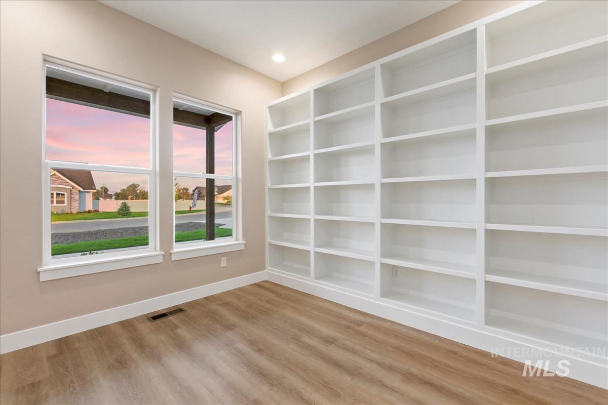 3660 Lexington Ln, Emmett, Idaho 83617, 3 Bedrooms, 2.5 Bathrooms, Residential For Sale, Price $1,088,083, 98970550