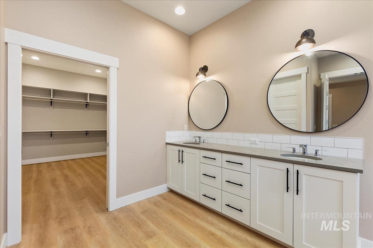 3660 Lexington Ln, Emmett, Idaho 83617, 3 Bedrooms, 2.5 Bathrooms, Residential For Sale, Price $1,088,083, 98970550