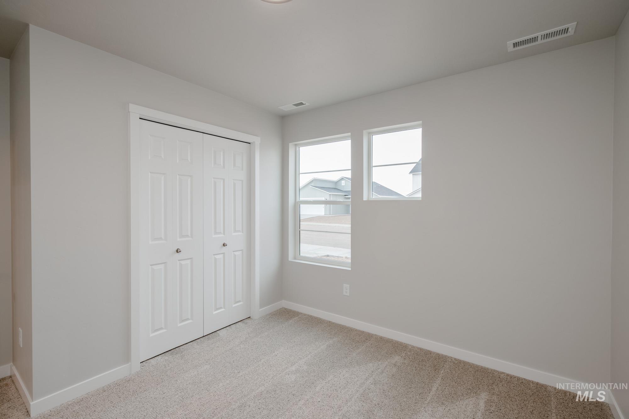 7336 S Bungalow Ave, Meridian, Idaho 83642, 3 Bedrooms, 2 Bathrooms, Residential For Sale, Price $411,990,MLS 98970571