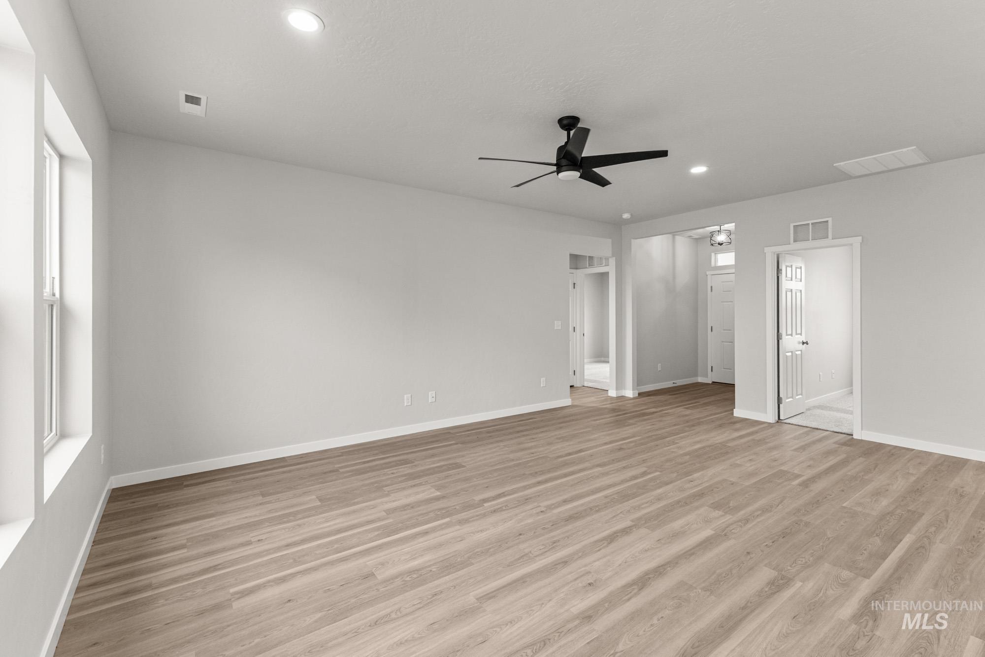 13678 Nisene Ct, Caldwell, Idaho 83607, 4 Bedrooms, 2 Bathrooms, Residential For Sale, Price $409,990,MLS 98970572