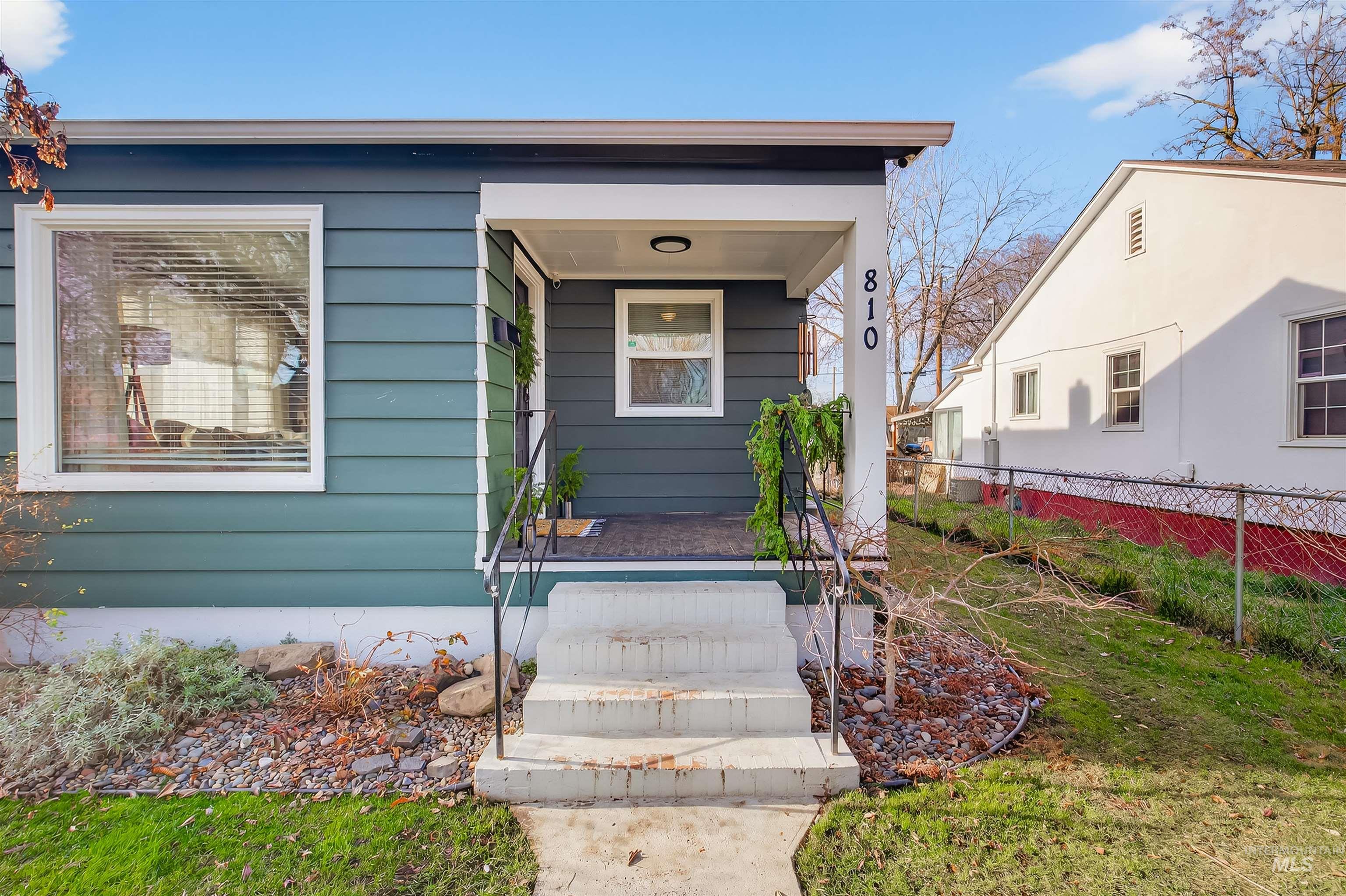 Entrance to property