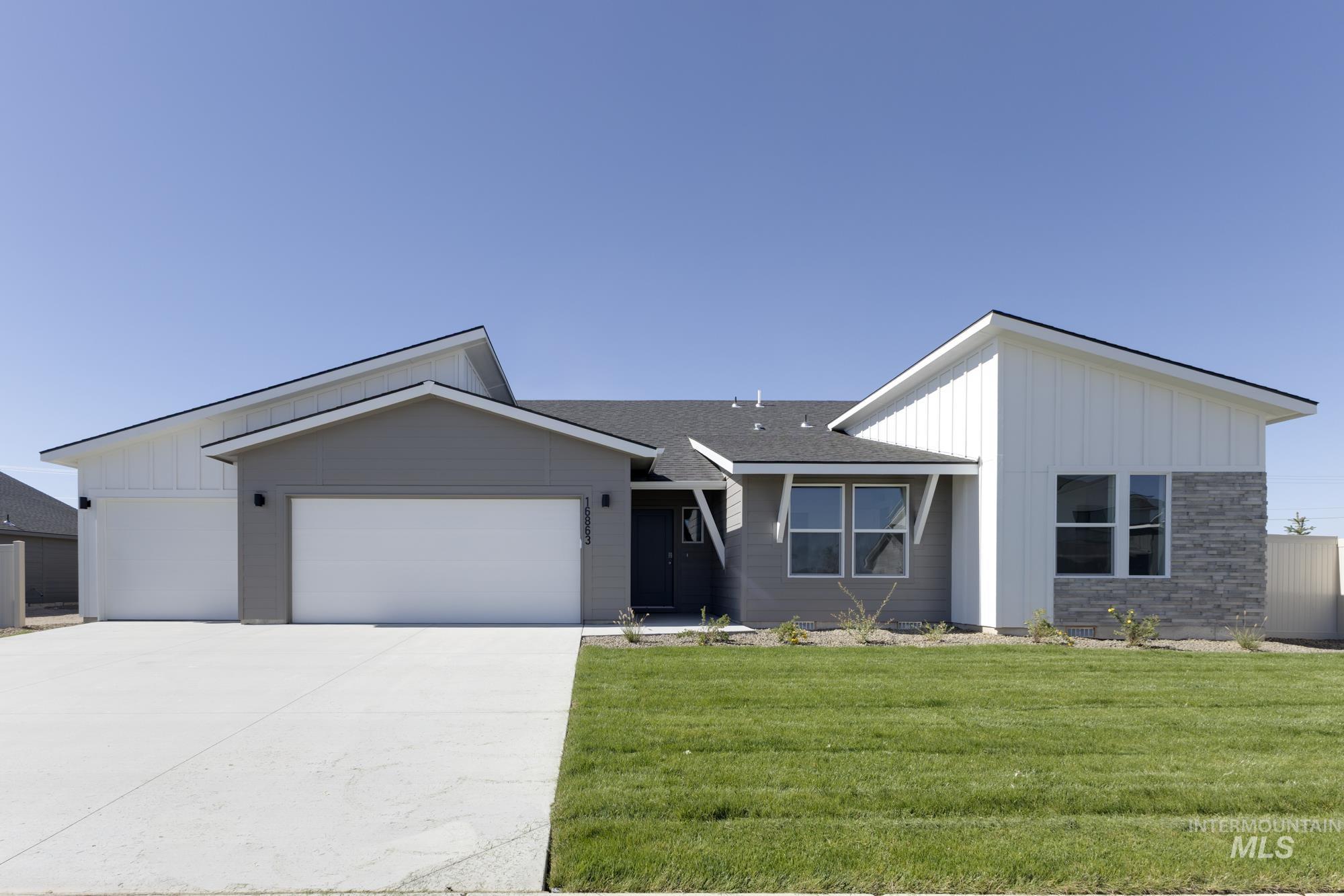 4270 S Red Sox Way, Nampa, Idaho 83686, 4 Bedrooms, 2 Bathrooms, Residential For Sale, Price $439,990, 98970577